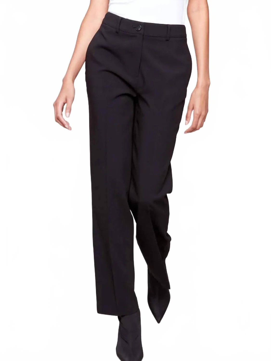 Women's Straight Leg Pant In Black