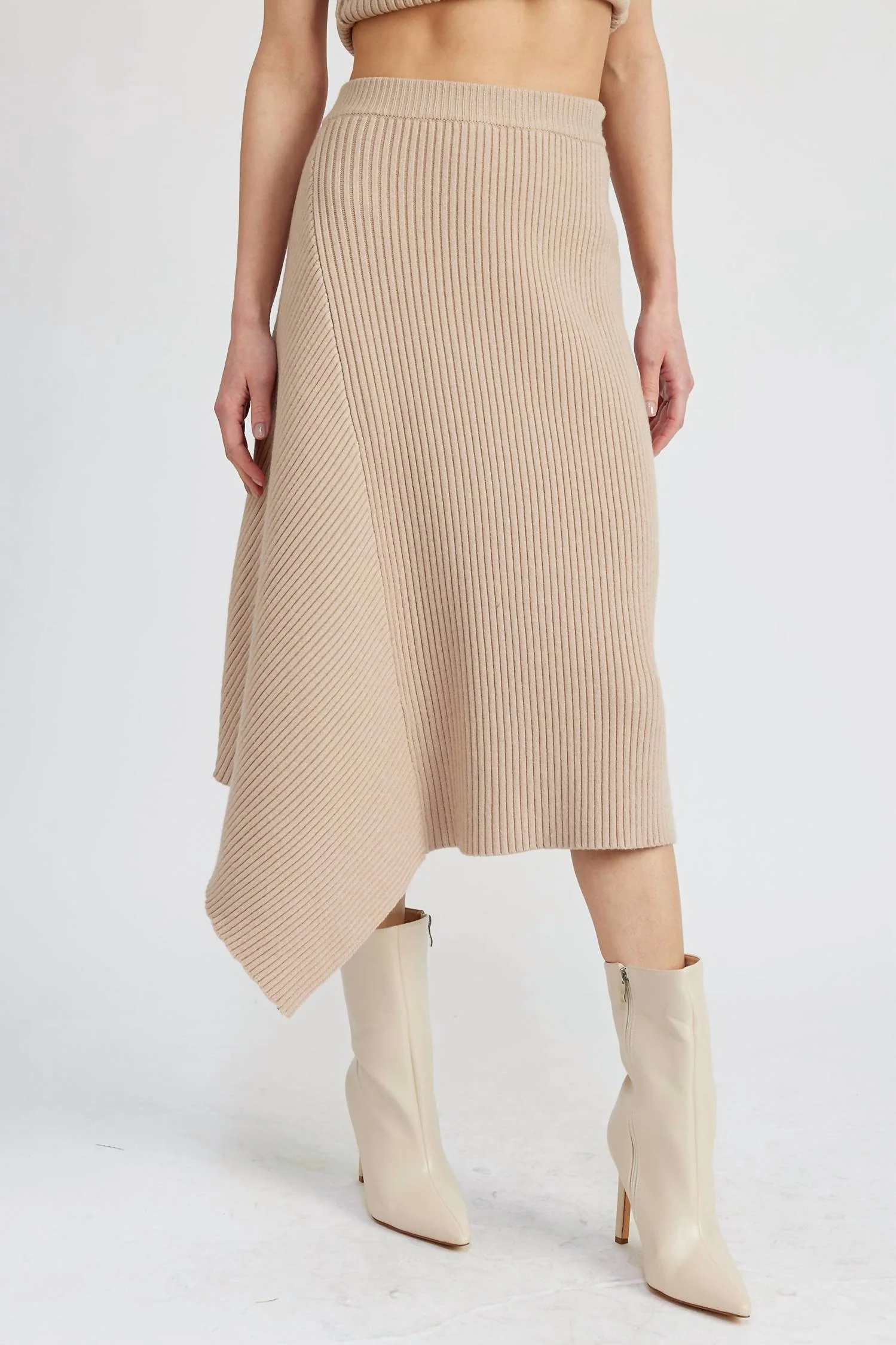 Elaine Ribbed Maxi Skirt In Taupe
