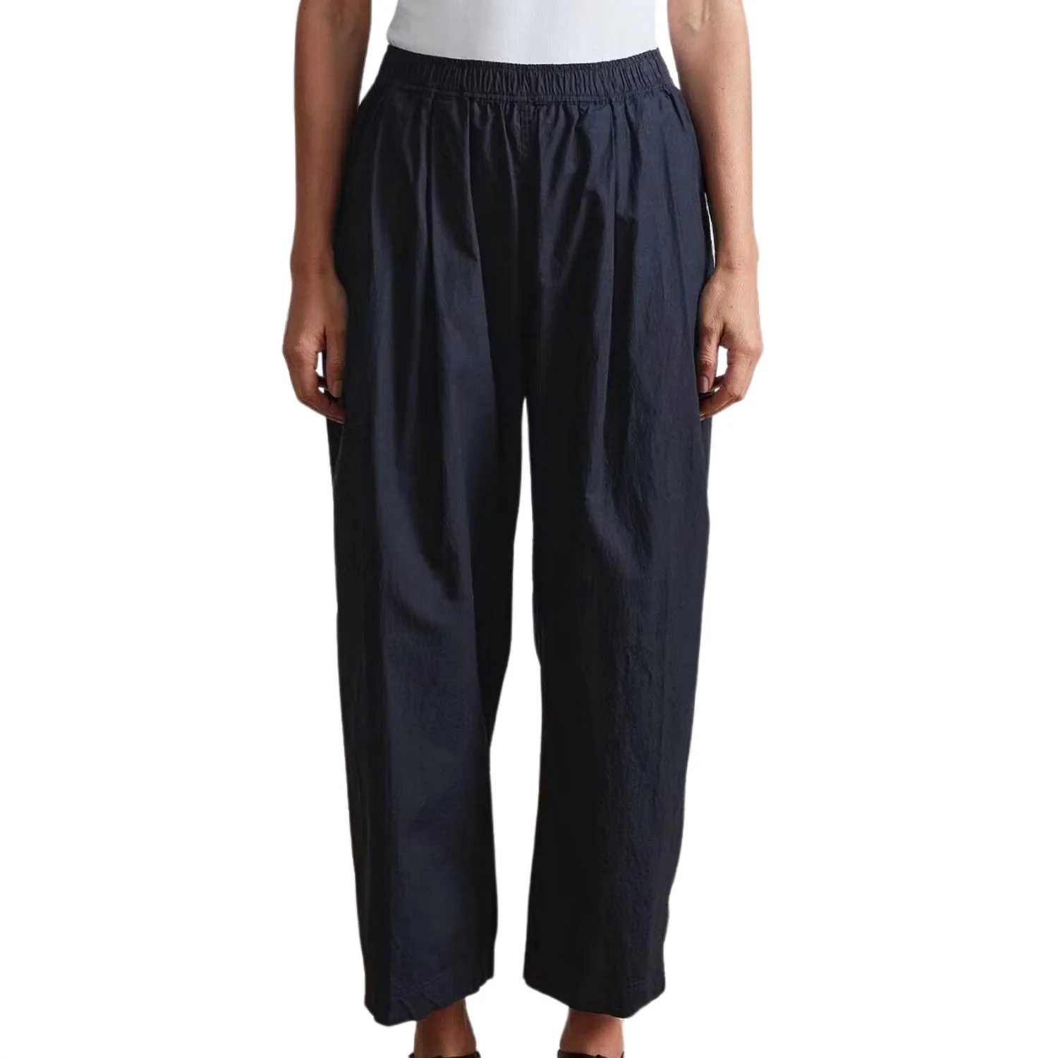 Spa Pleated Pant In Black