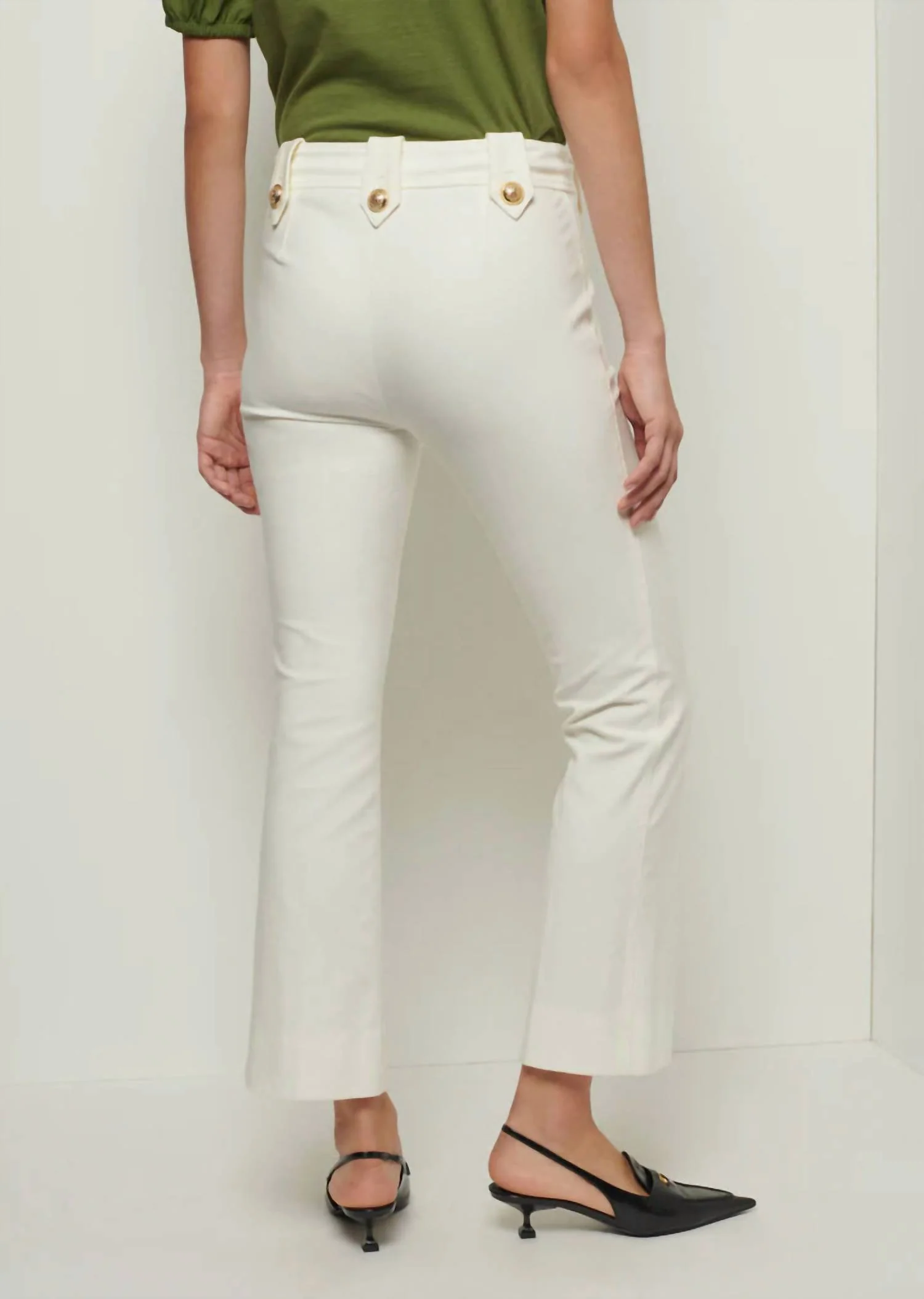 Women's Robertson Crop Flare Trouser In Soft White