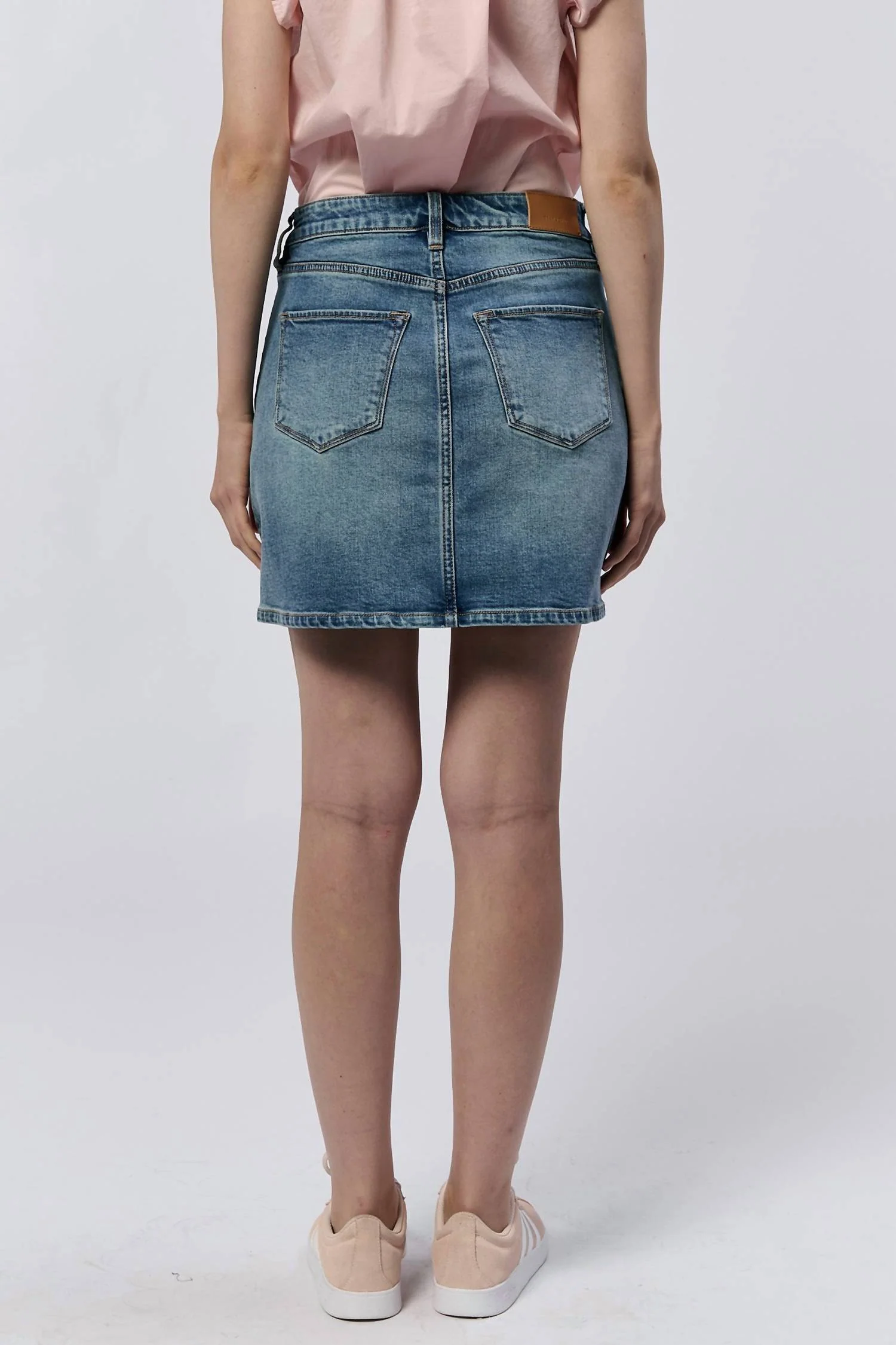 Quinn Denim Skirt In Agora