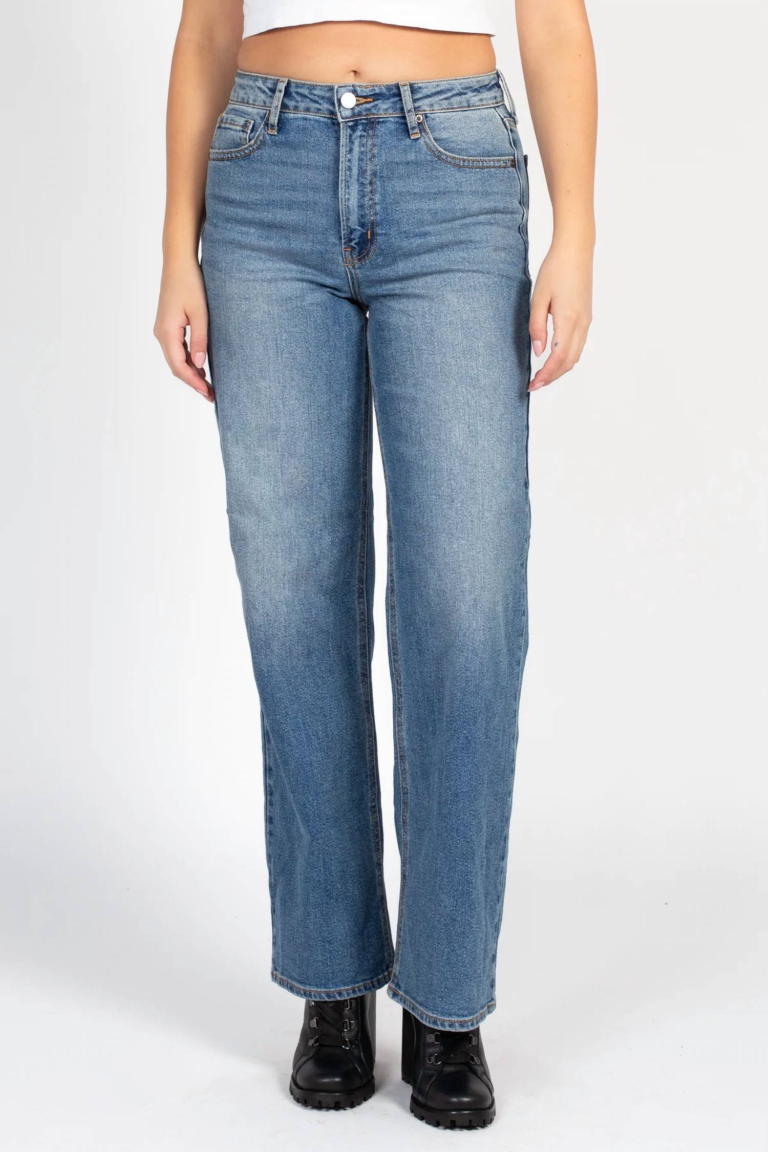 High Rise Full Length Straight Jeans In Vintage Medium