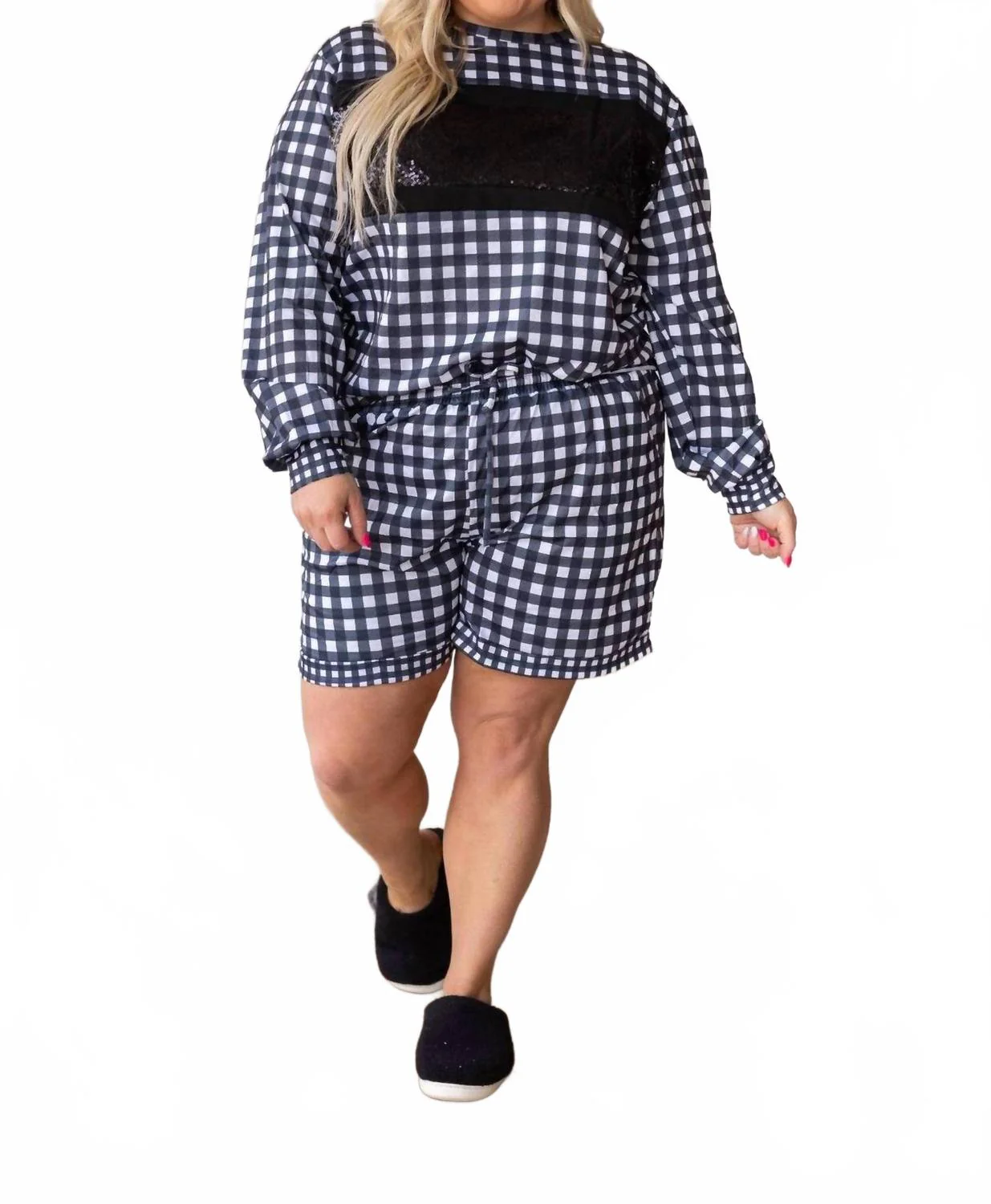 Gingham Loungewear Set With Shorts And Sequins In Black