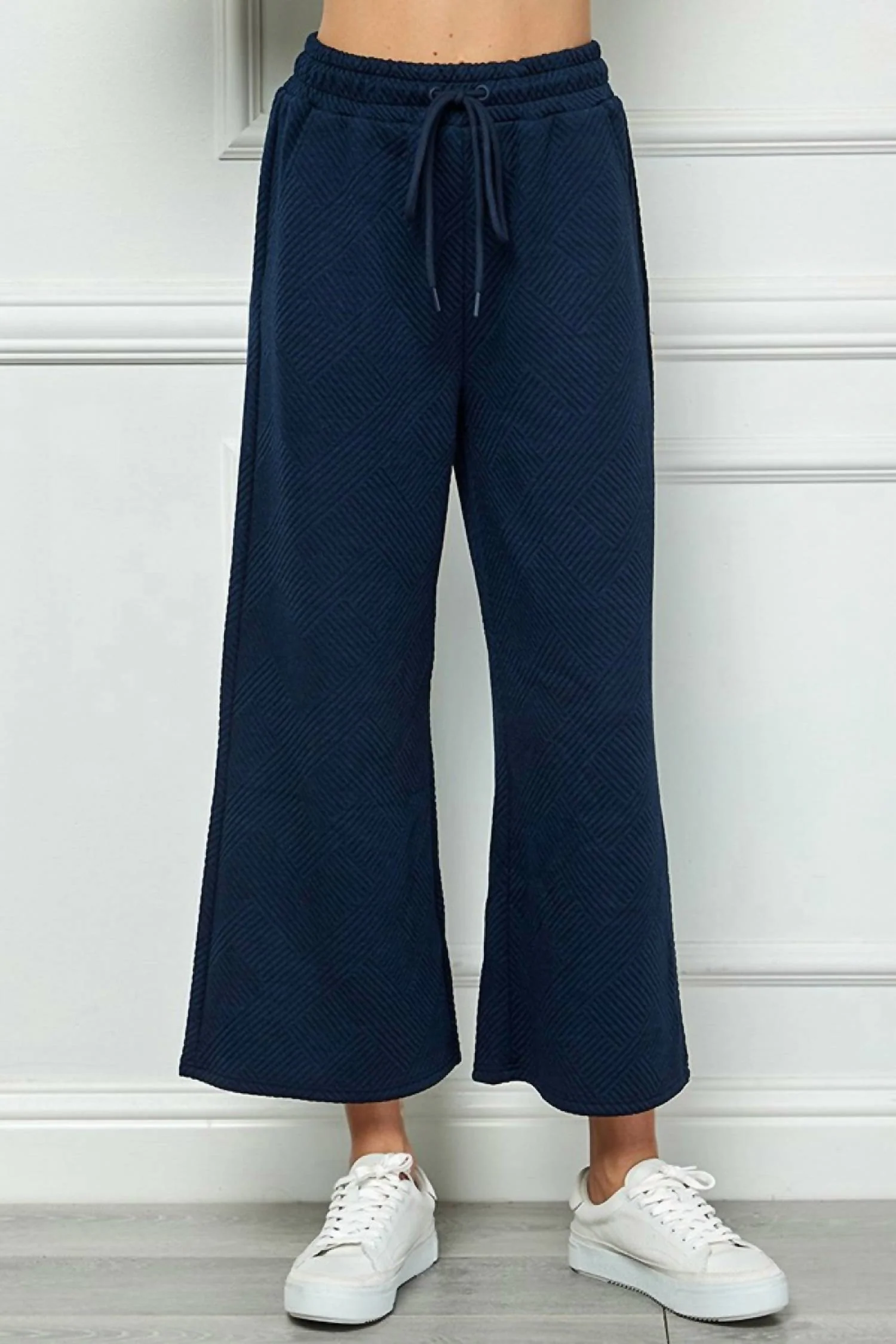 Madeline Textured Lounge Set In Navy