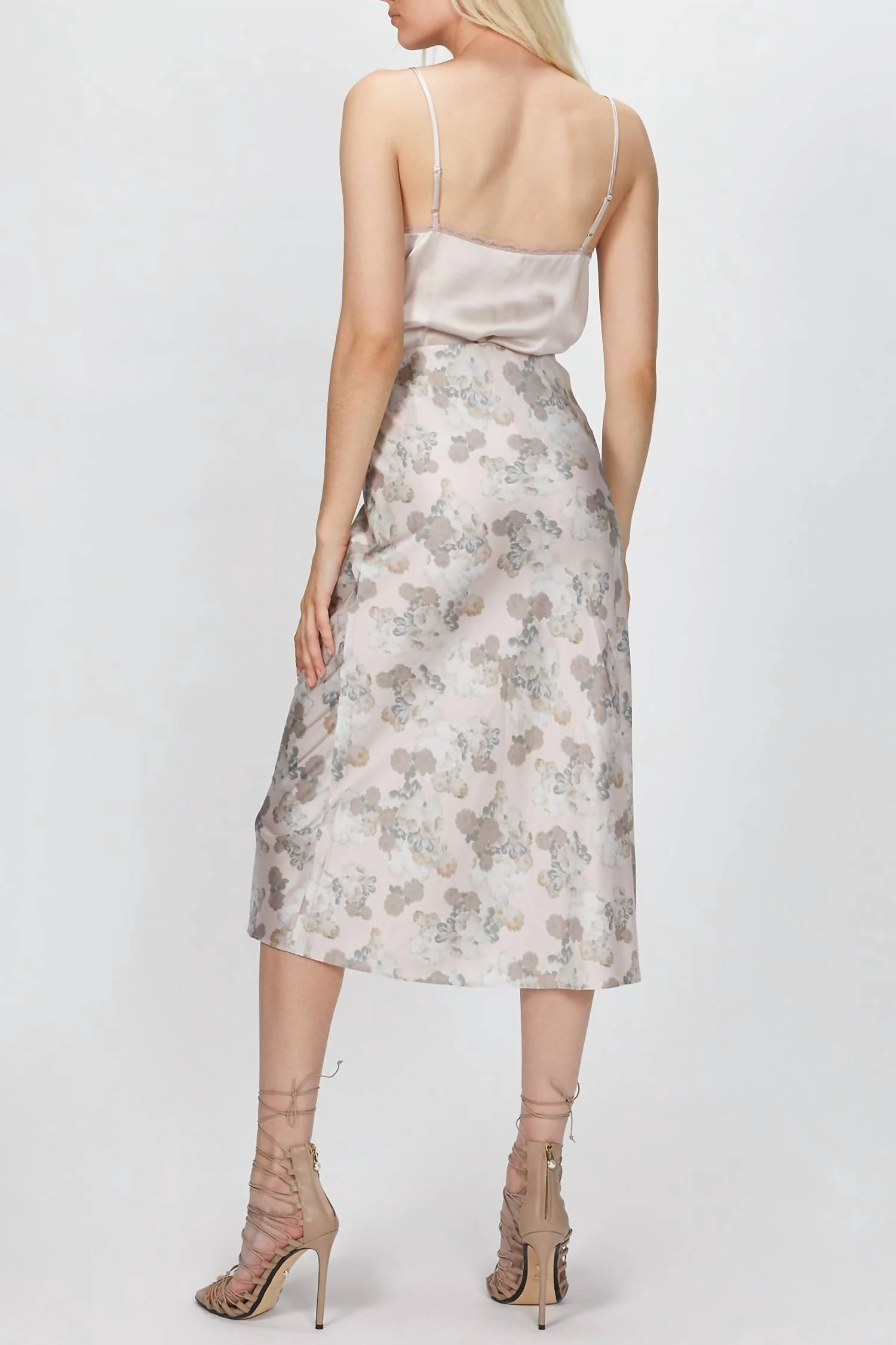 Aviva Skirt In Floral Blur
