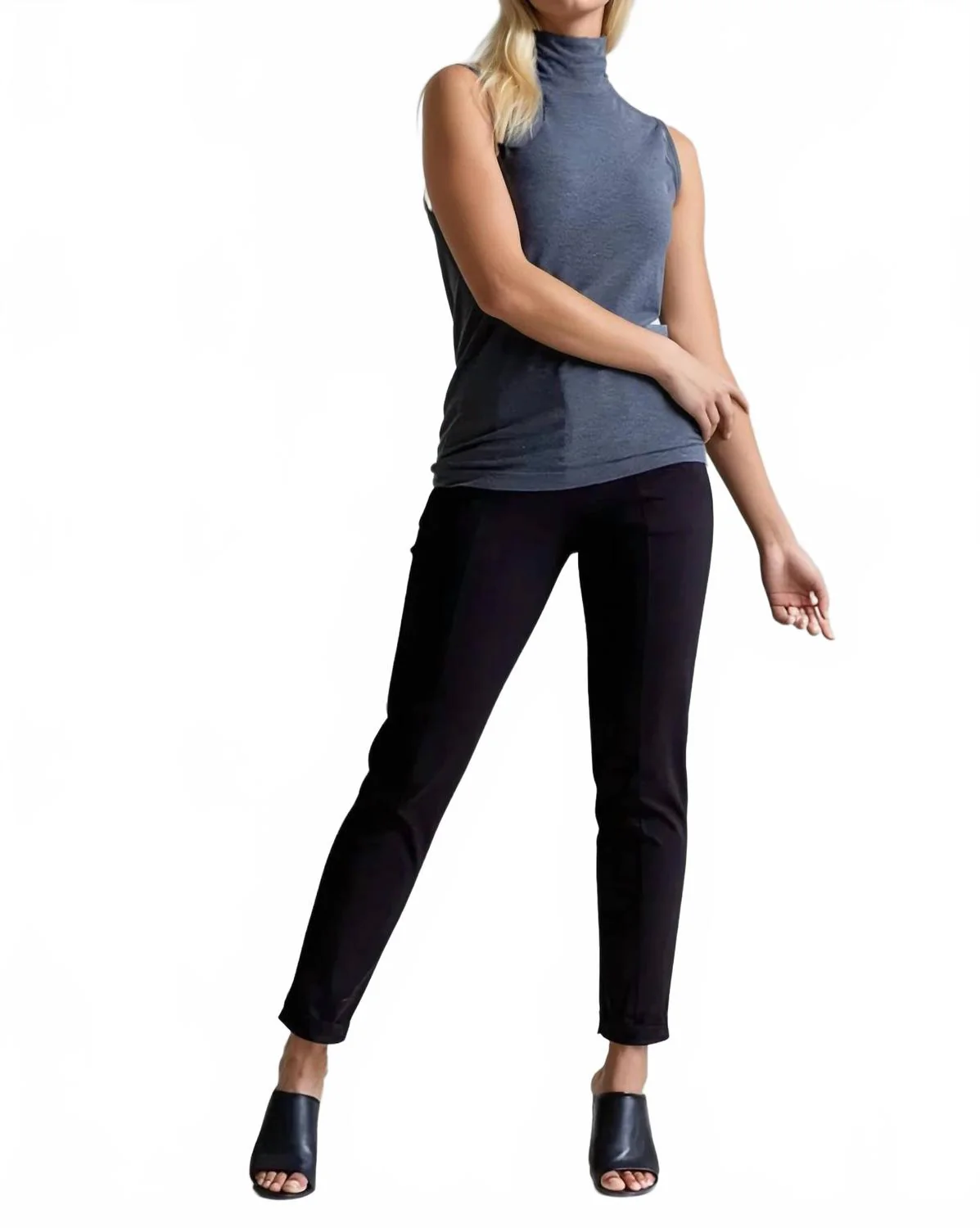 Easy Street Stretch Chino Pant In Black