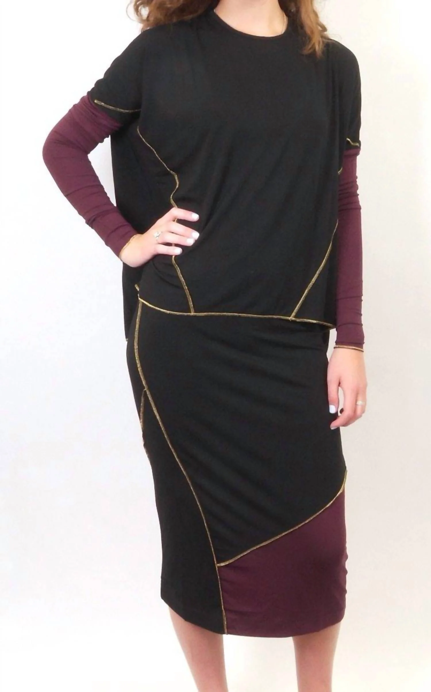 Etsu Skirt In Black/wine