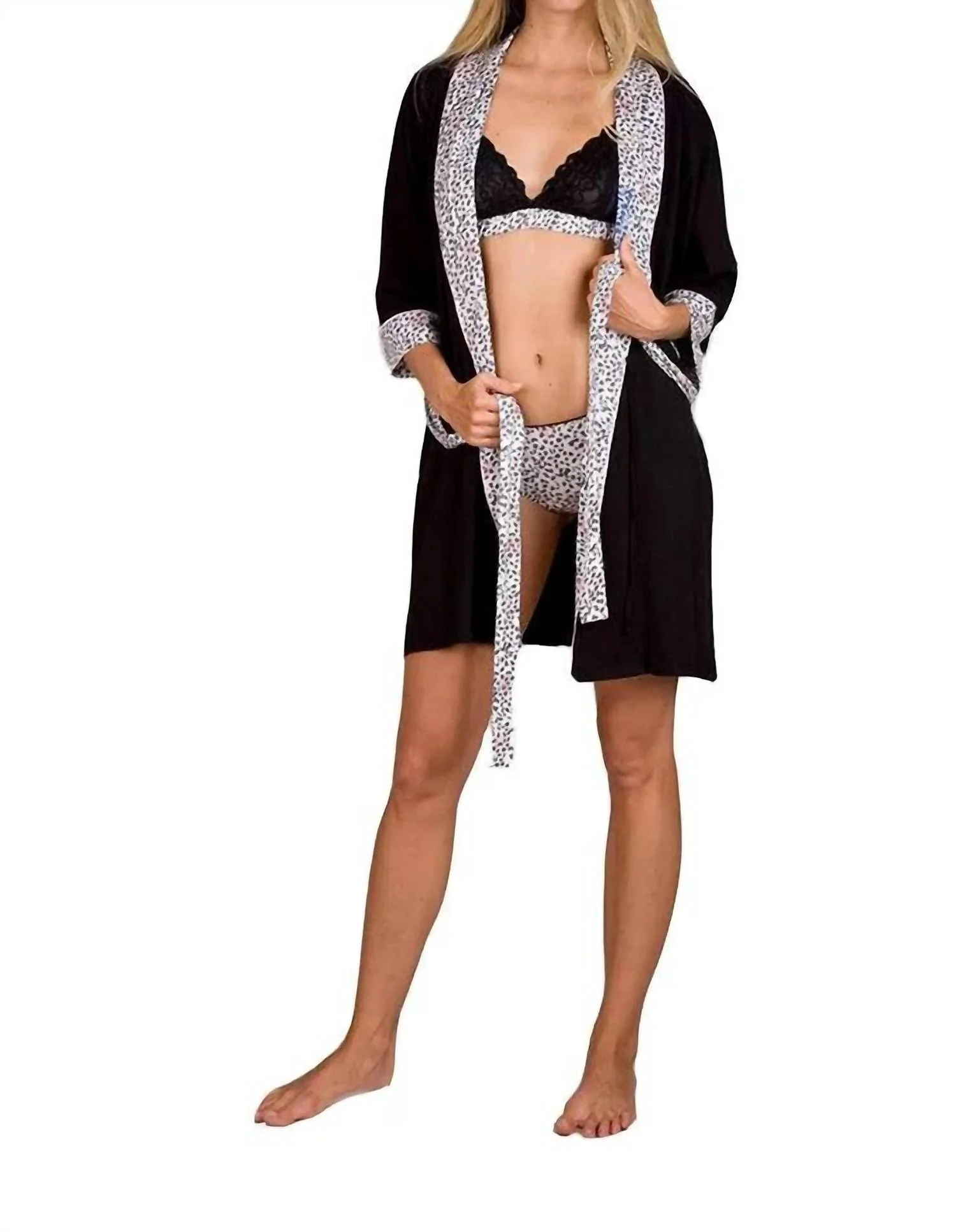 Lily Elbow Sleeve Robe In Black With Cheetah Print