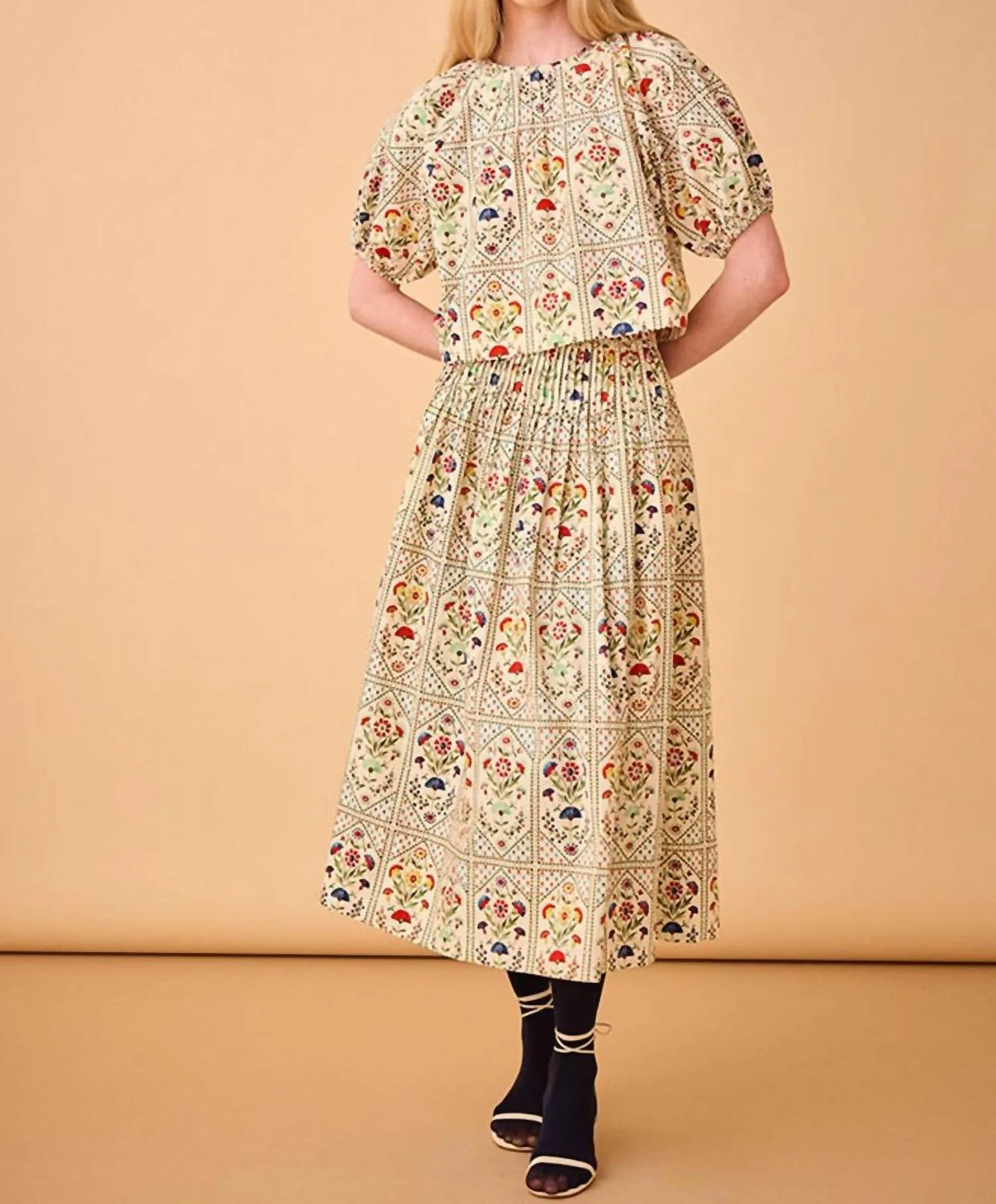 Fallon Skirt In Cream Trellis