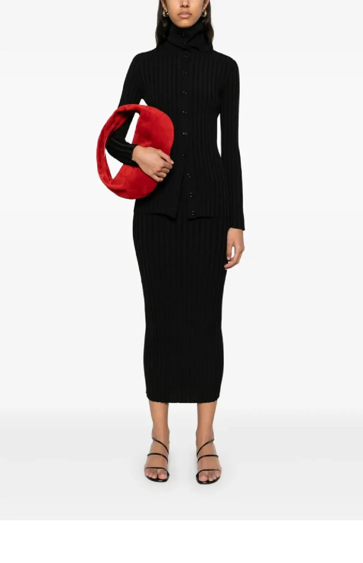 Knee-Length Ribbed Skirt With Textured Finish