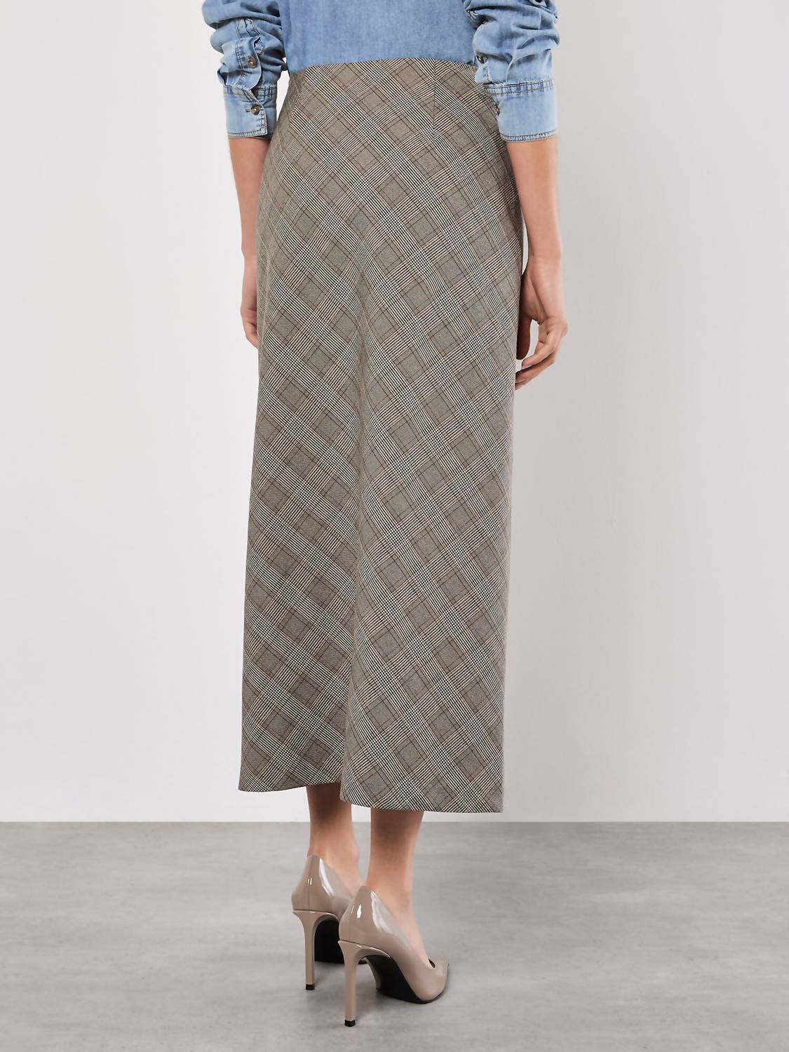 Heritage Check Bias Maxi Skirt In Grey