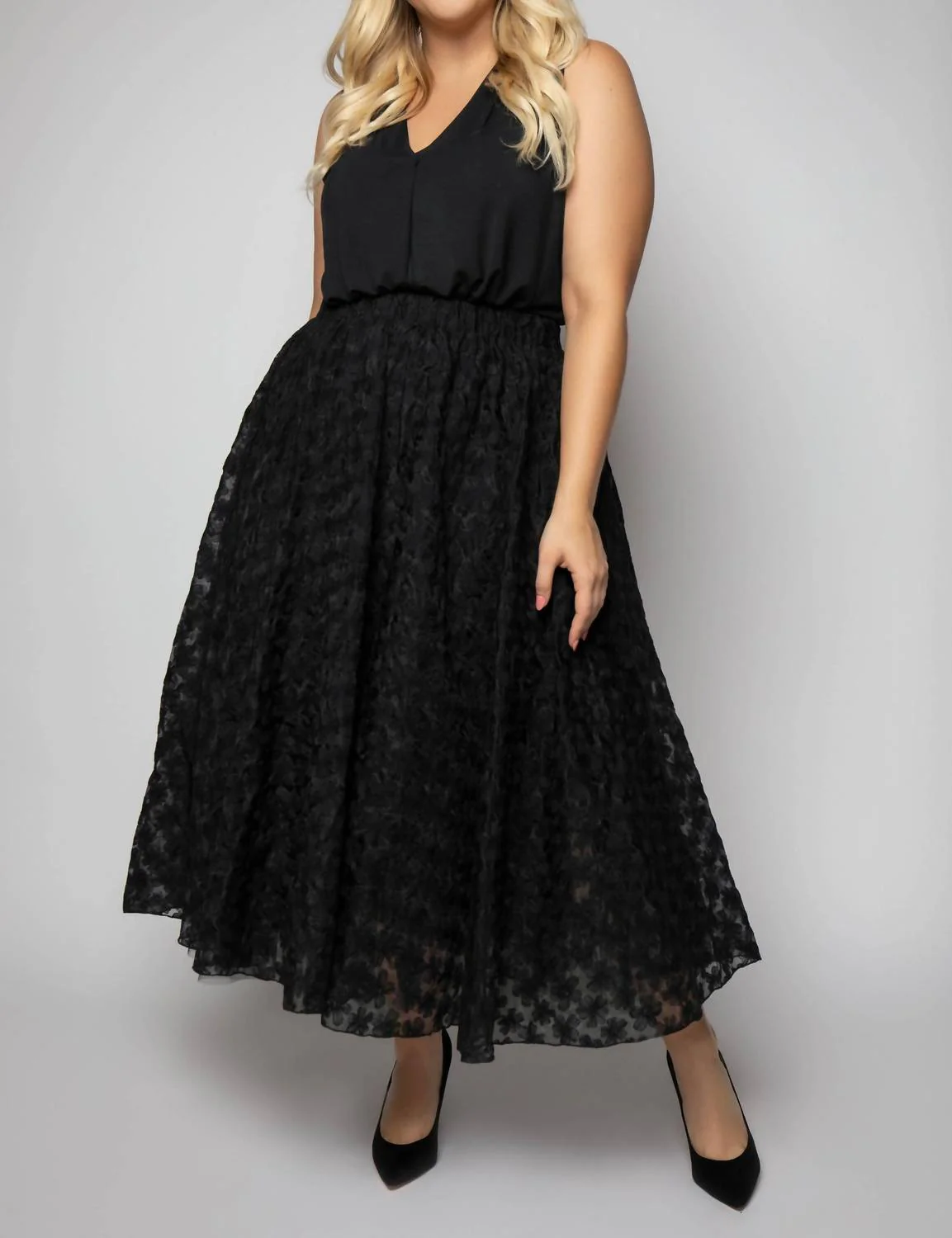 Floral Tea Skirt In Black