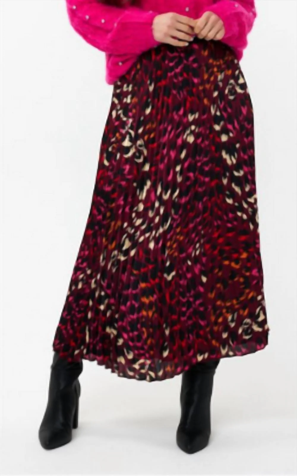 Pleated Animal Print Skirt In Burgundy