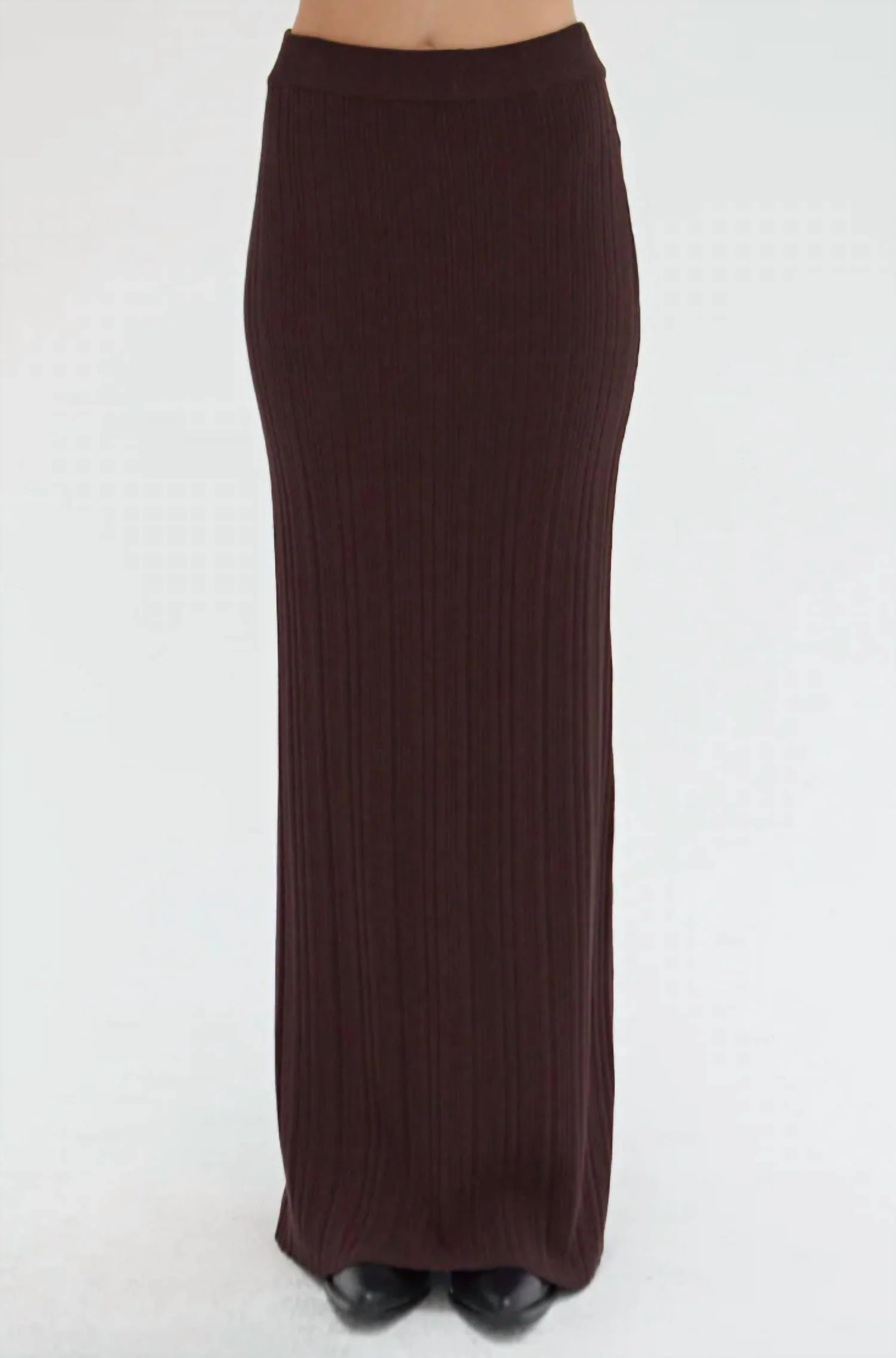 Ribbed Knit Max Skirt In Chocolate