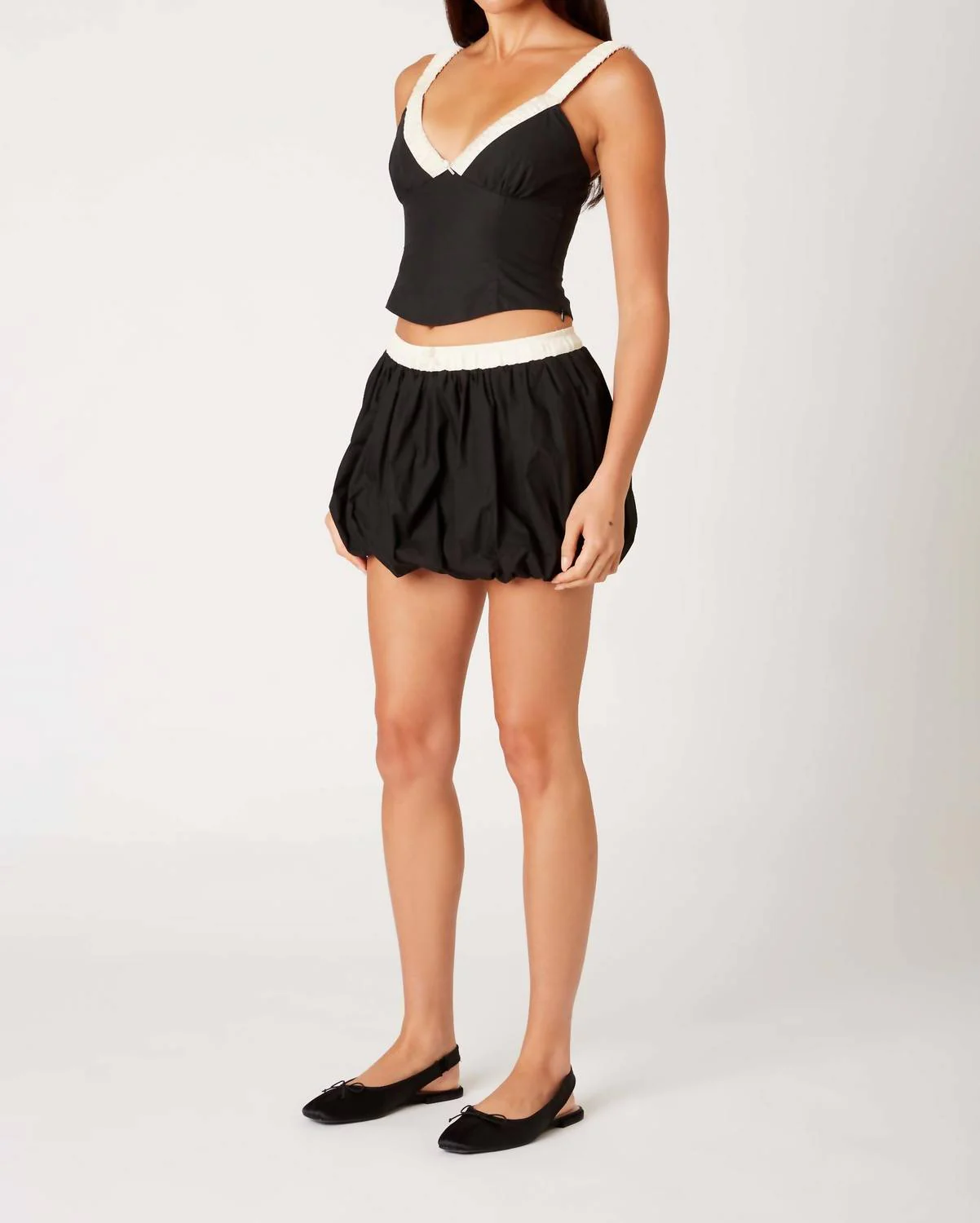 Serafina Smith Set In Black