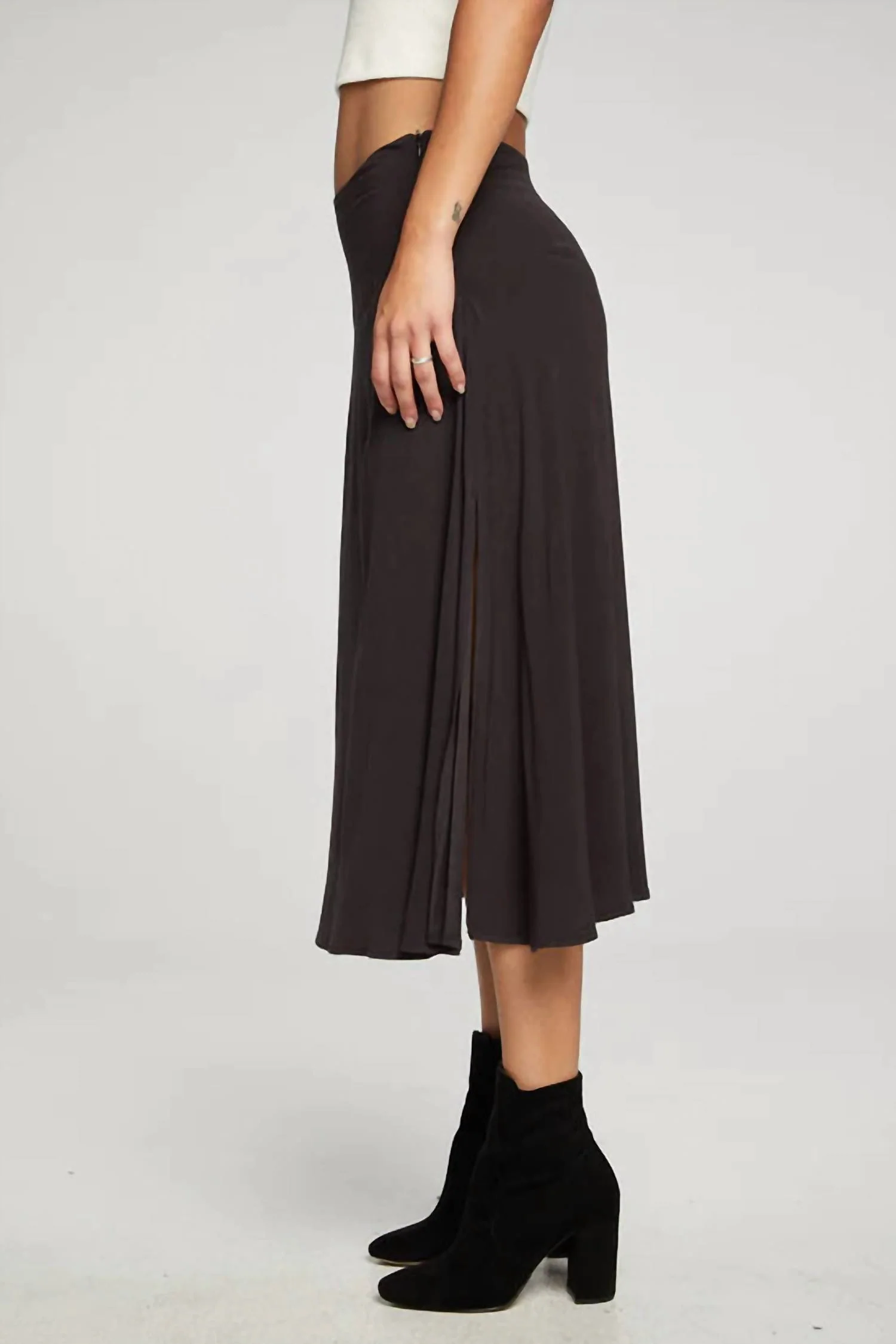Flouncy Side Slit Midi Skirt In Phantom