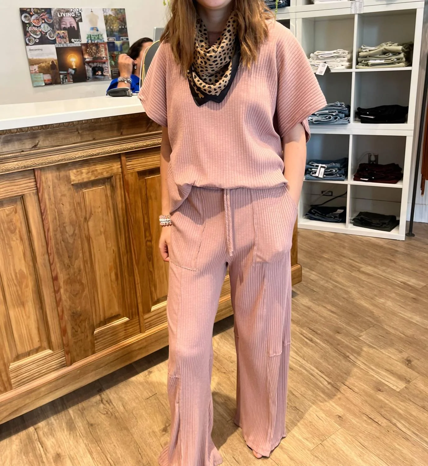 Bella Loungewear Set In Taupe