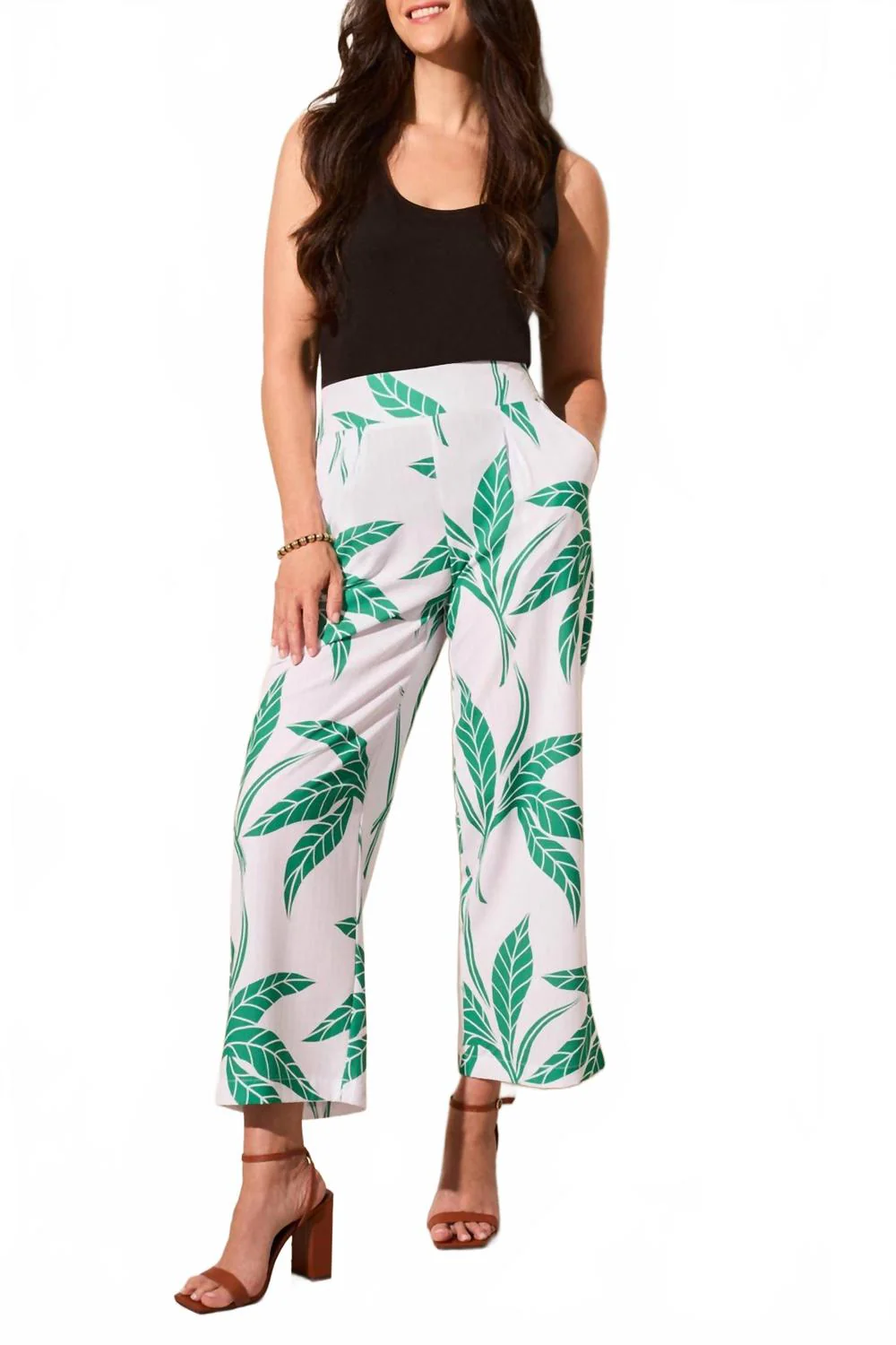 Pull-On Ankle Pants With Pleats In White & Green Floral Print