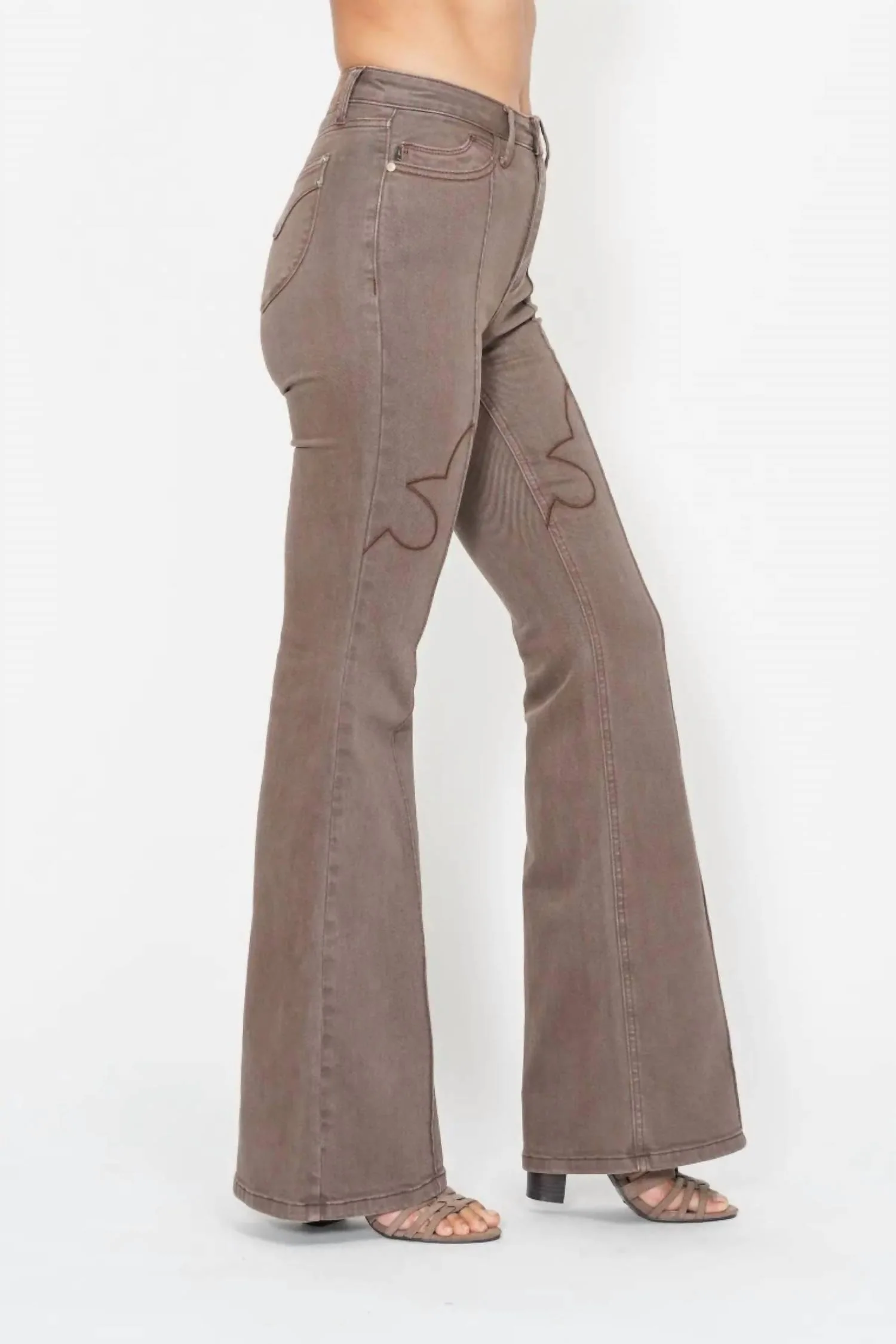 Knee Seam Detail & Shield Back Pockets Flare Jean In Brown