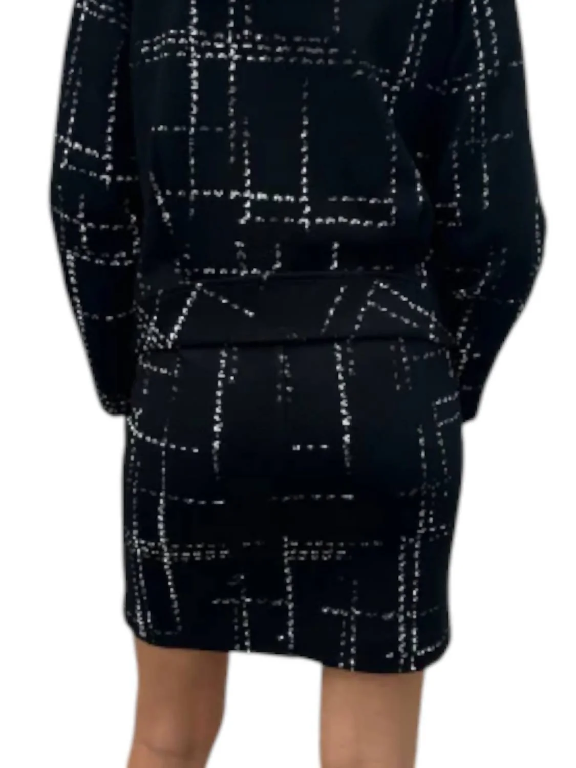 Grid Line Pull On Skirt In Black/white