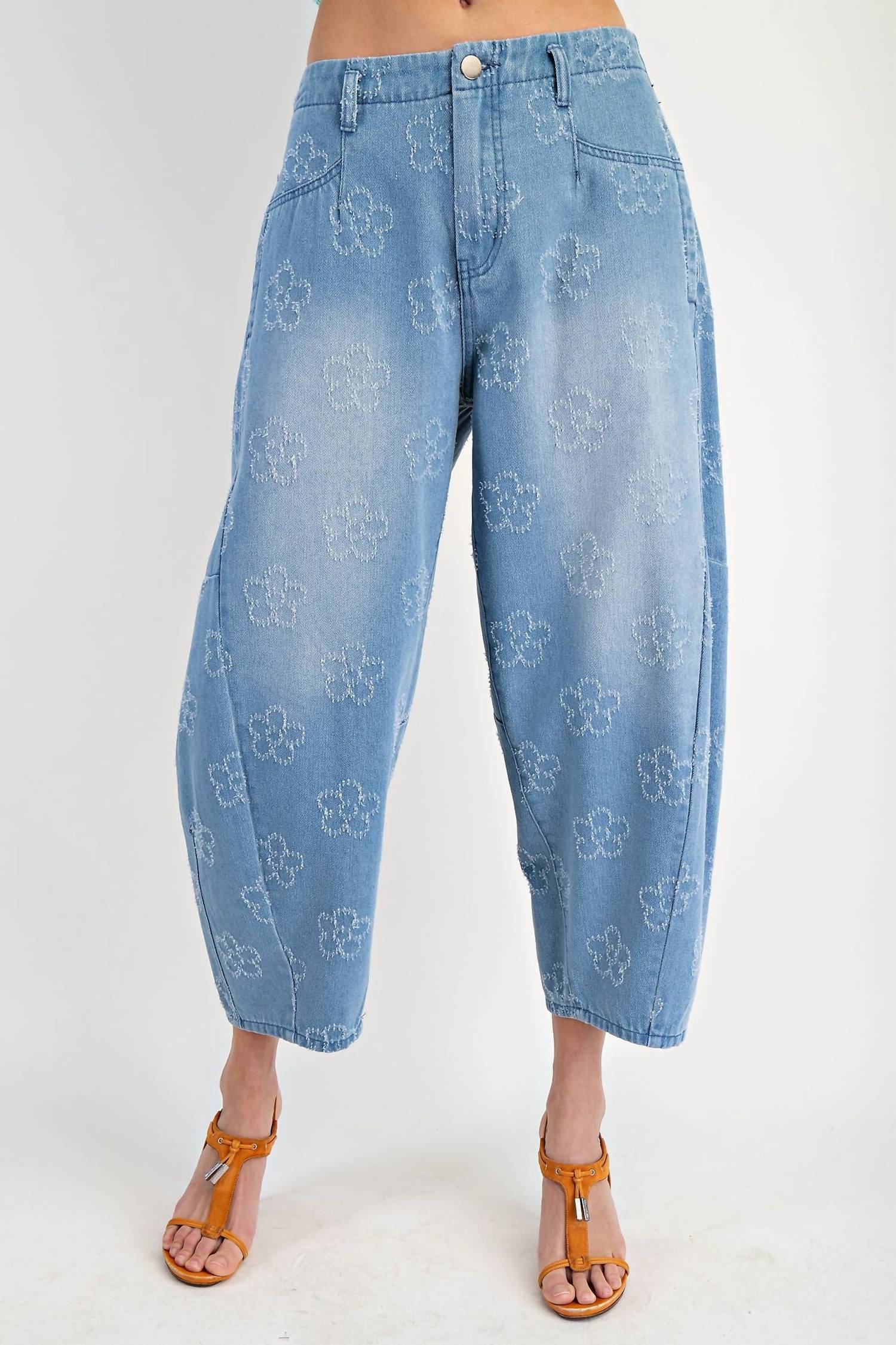 Flower Patterned Washed Barrel Jeans In Washed Denim