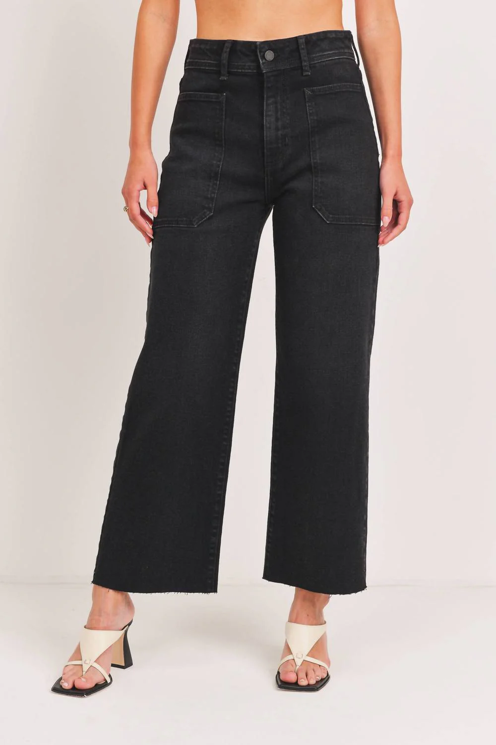 Utility Wide Leg Jeans In Washed Black