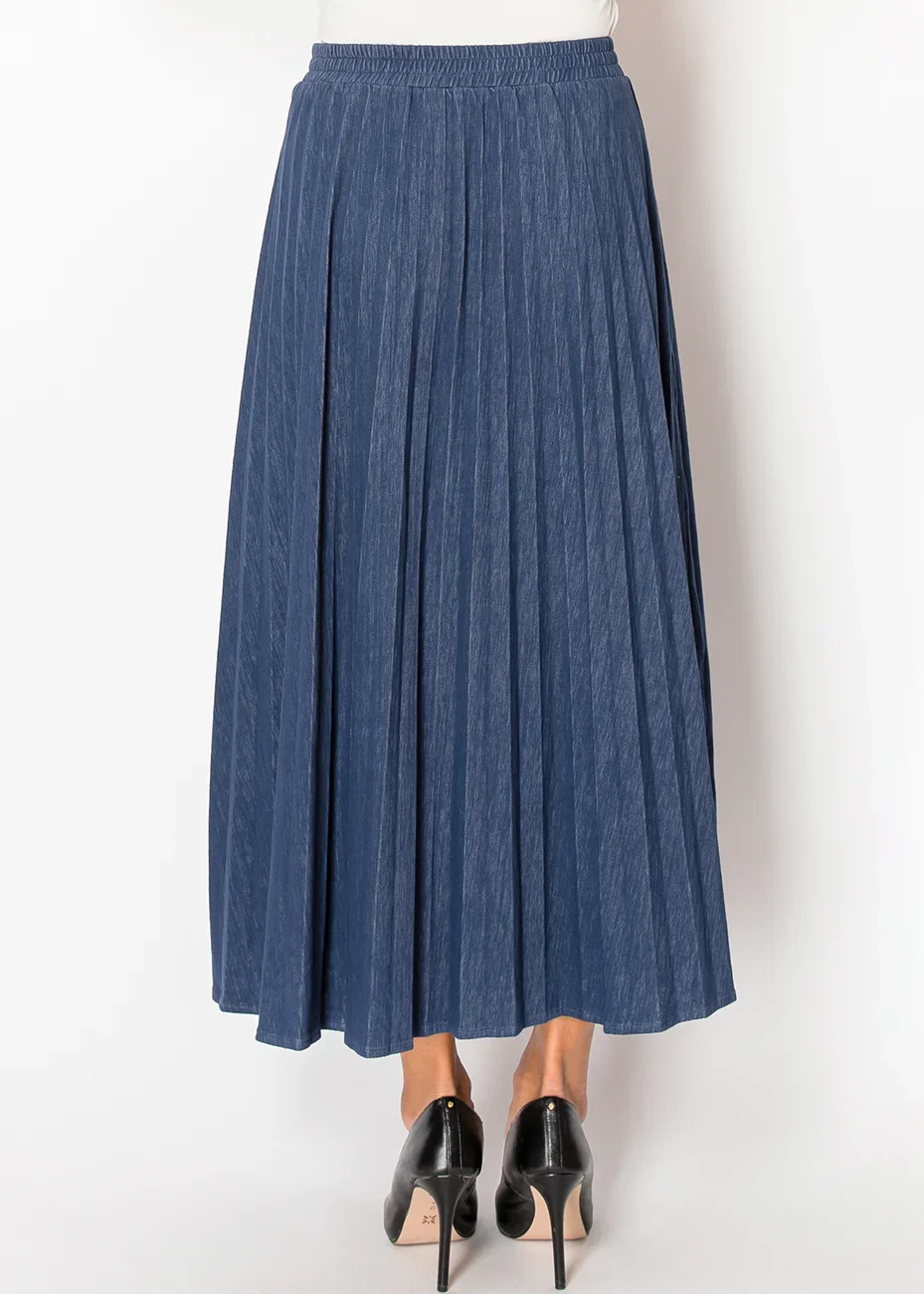 Classic Denim-Style Skirt