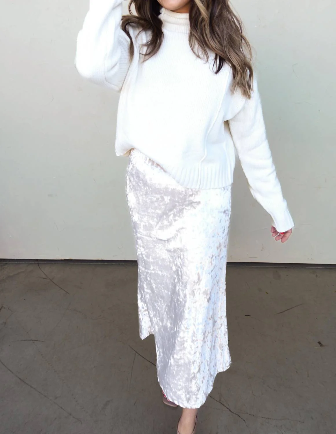 Crushed Velvet Midi Skirt In Champagne