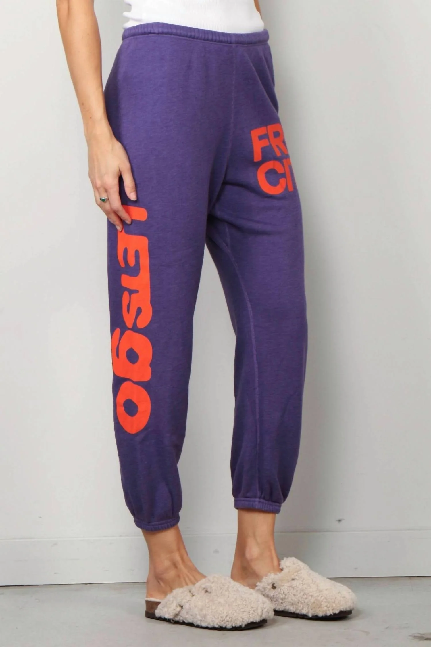 Circa'99 Og Letsgo Oldschool Sweatpants In Purple Floor