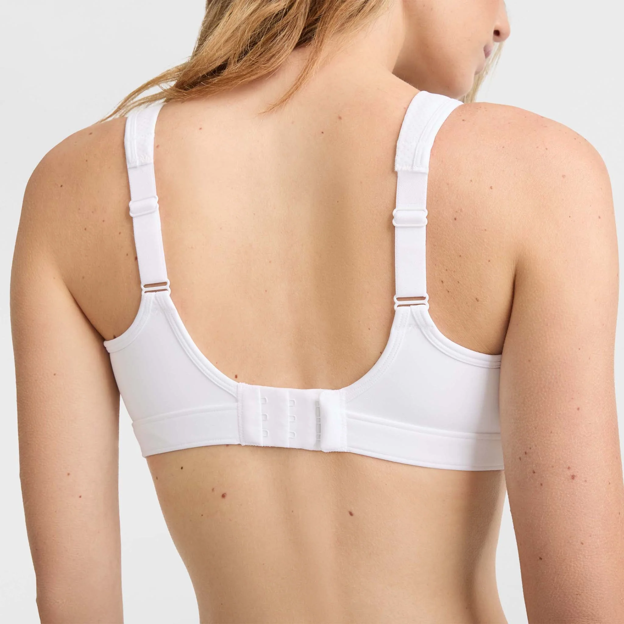Spot Comfort High-Impact Sports Bra, C Logo
