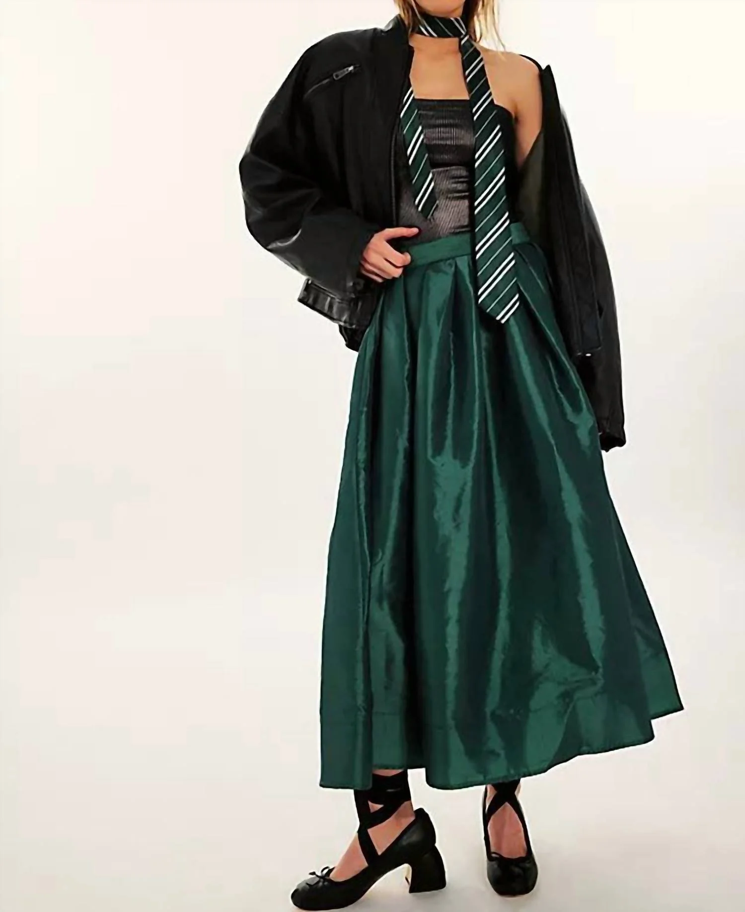 Emilia Full Skirt In Uncut Emerald