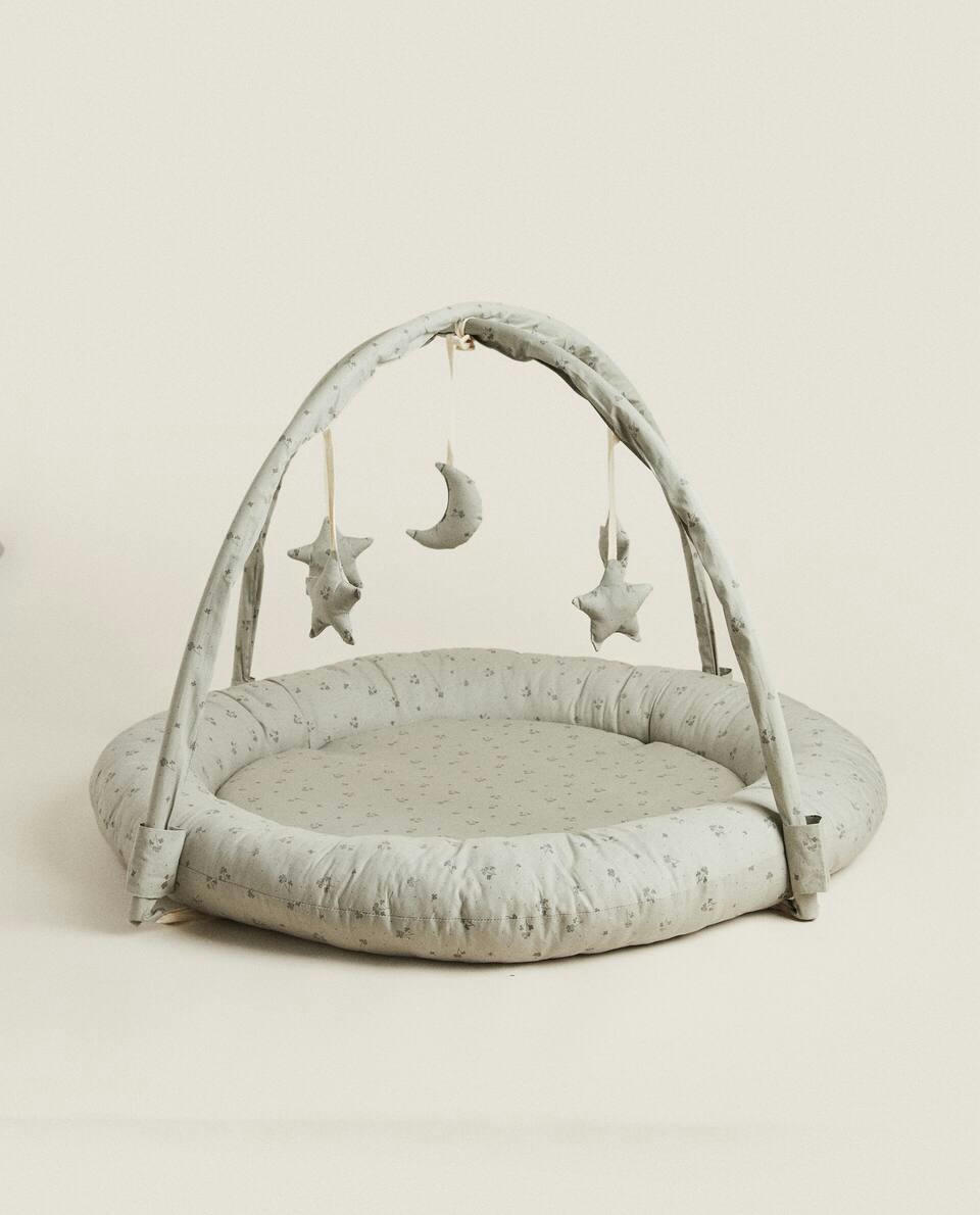 CHILDRENS CLOVER AND STARS GYM