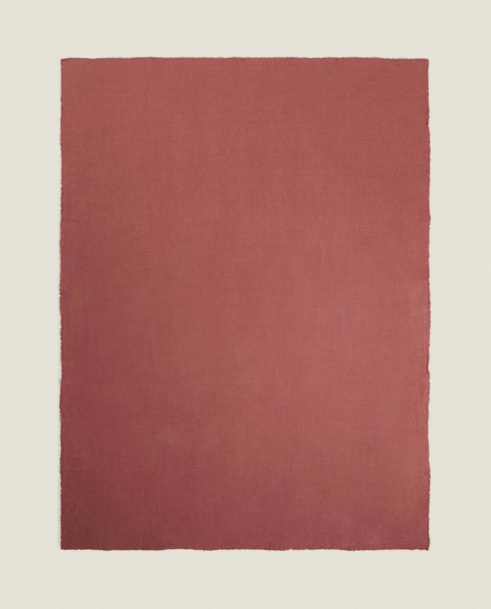 LINEN BLANKET