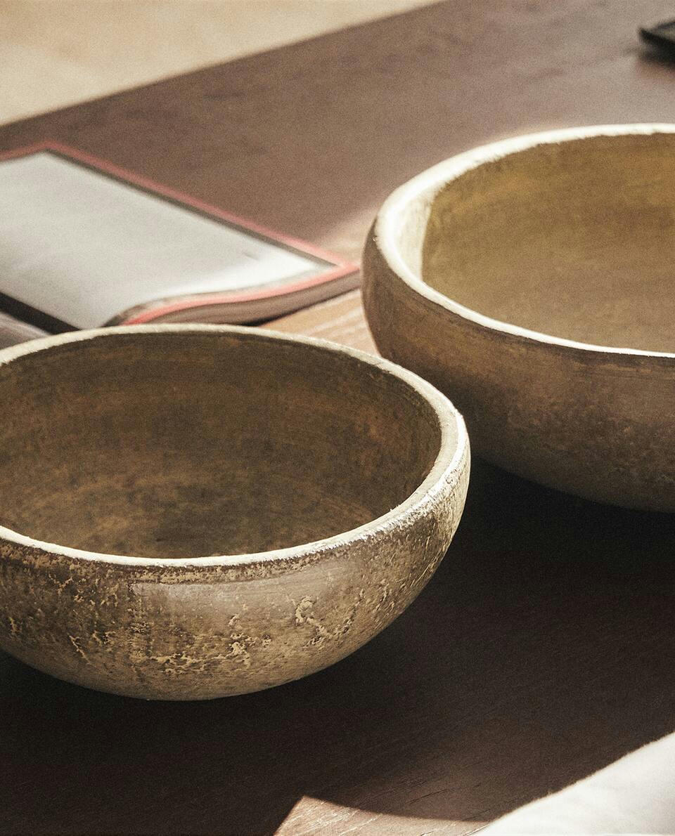 DECORATIVE CERAMIC BOWL