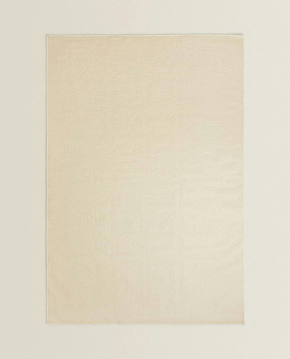 WAVY WOOLLEN RUG