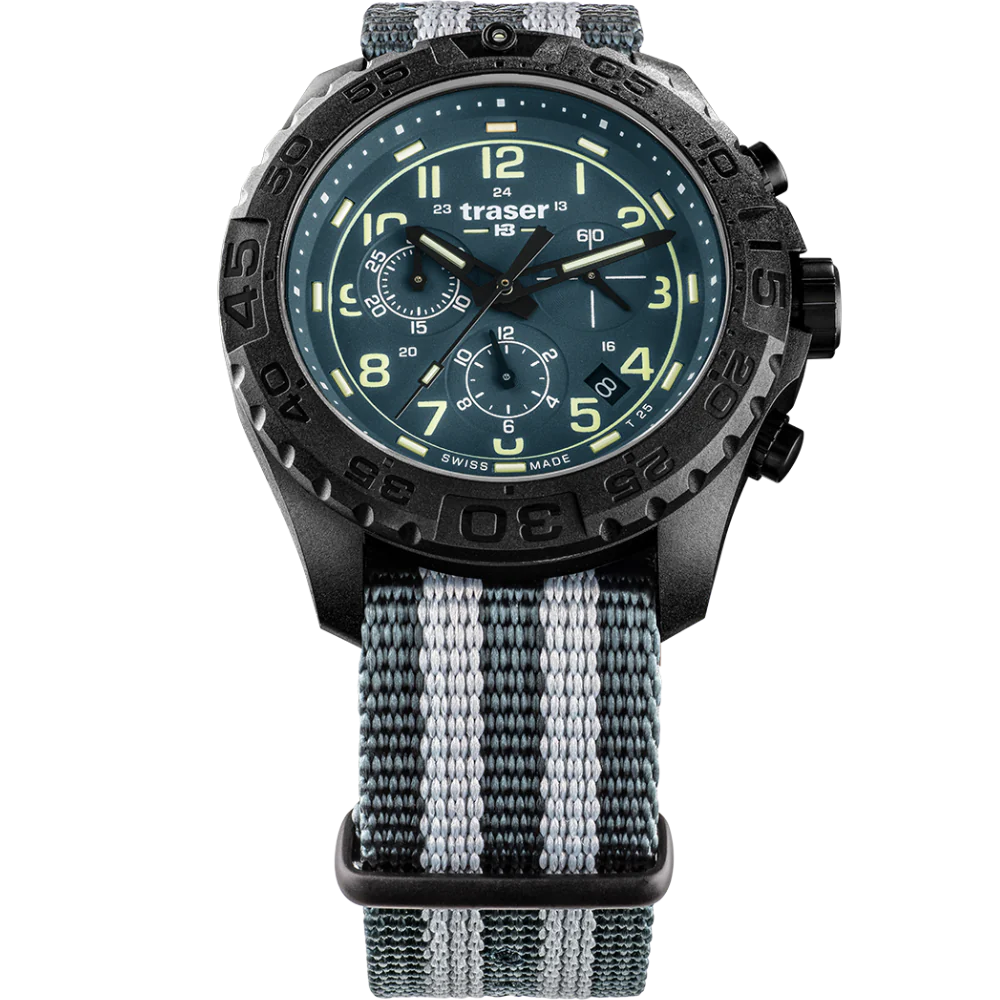 Zegarek męski Traser P96 Outdoor Pioneer Evolution Chrono Petrol - 109050