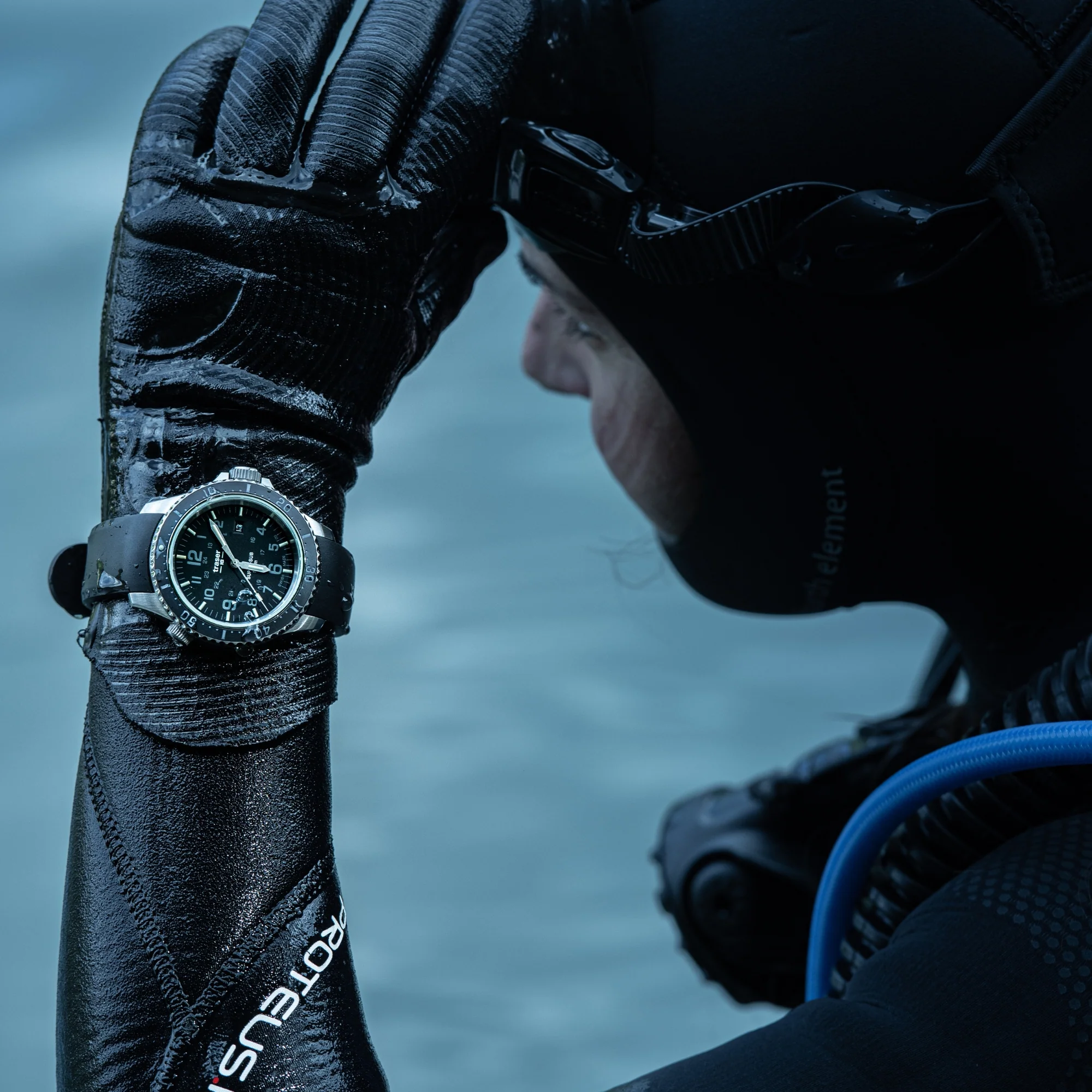 Zegarek męski Traser P67 Diver Black - 109377