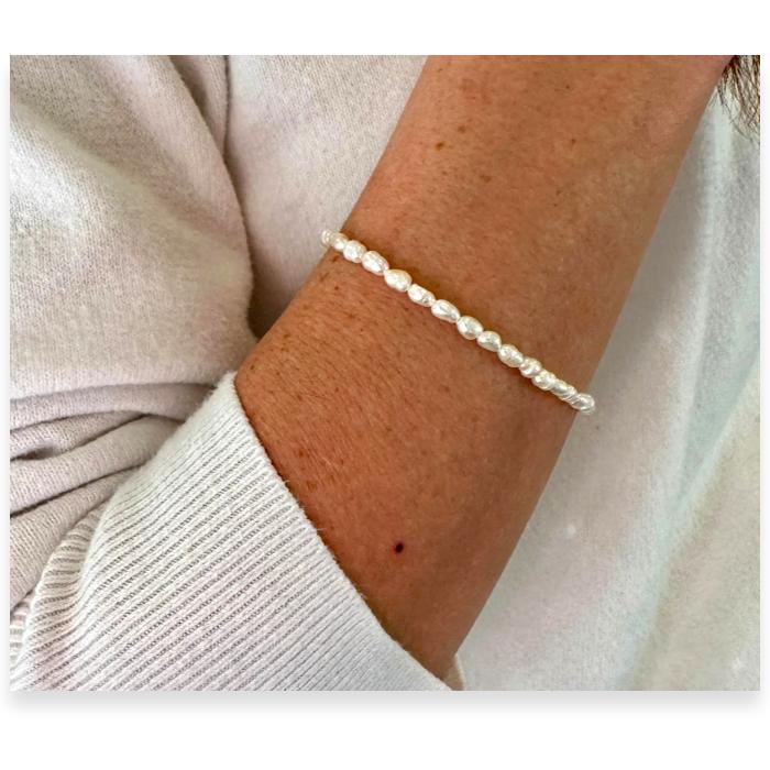Dainty Beaded Pearl Mother’s Bracelet with Card