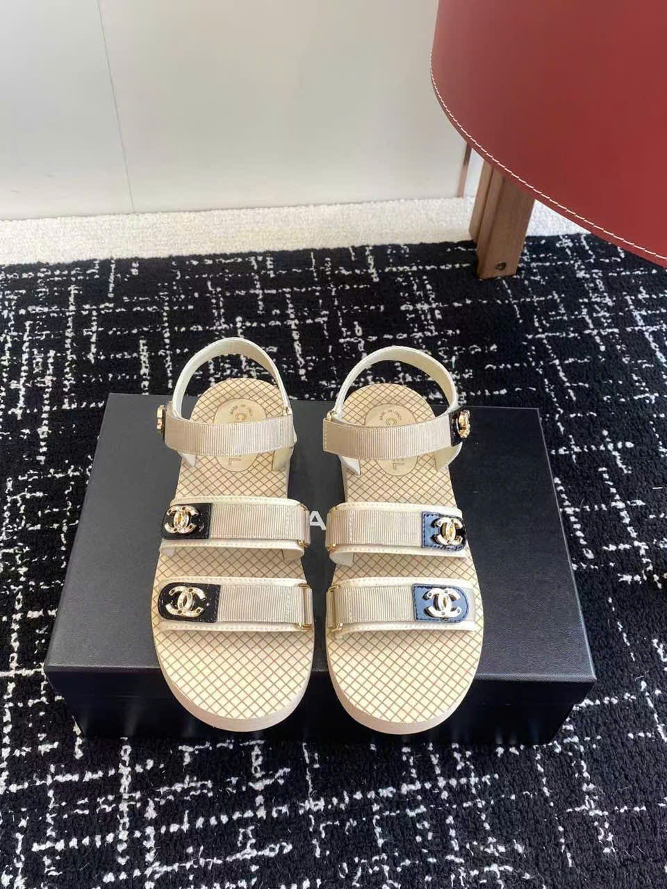 (1:1 replica) Chanel C Logo TPU Women s Sandals