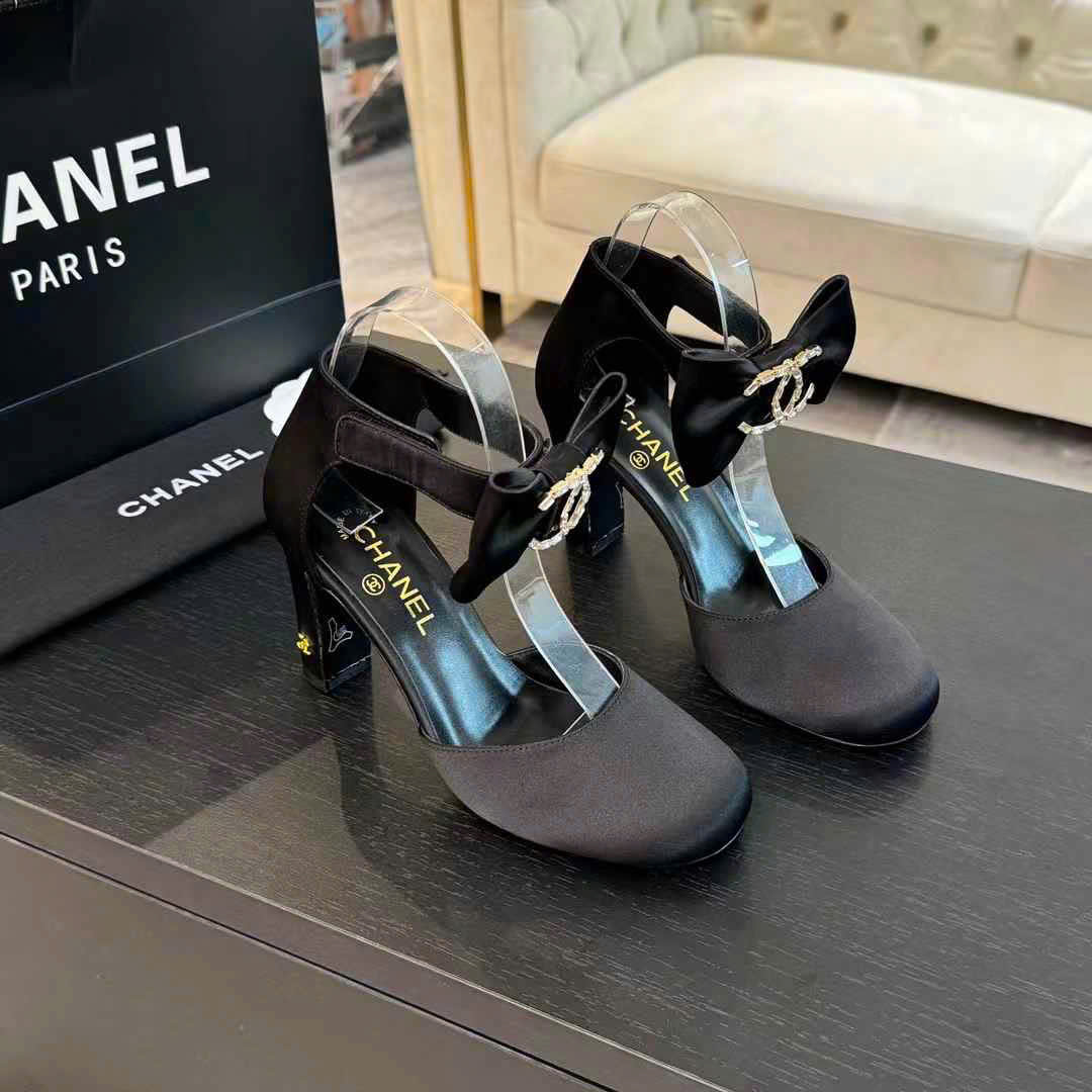 (1:1 replica) Chanel Velvet Vintage Shoes