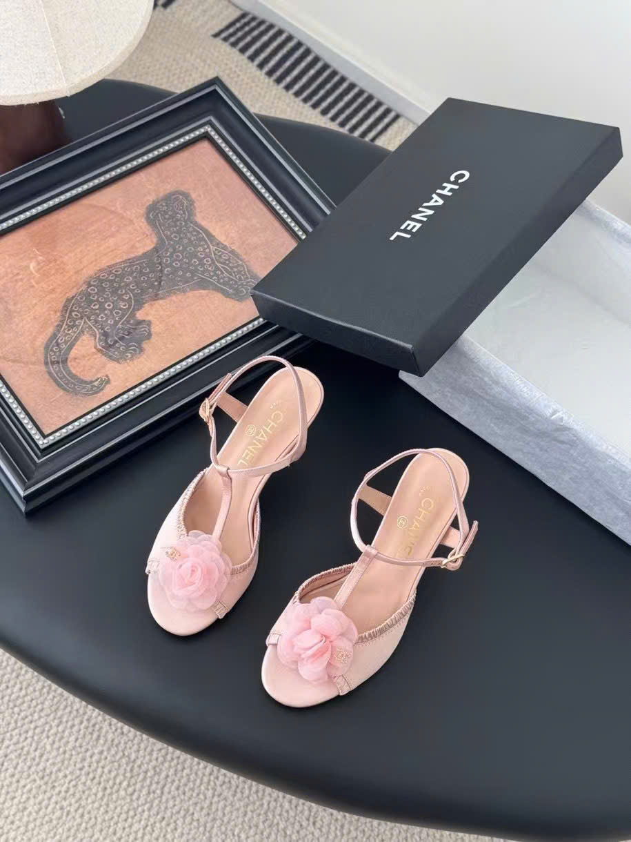 (1:1 replica) Chanel Vintages Women s Sandals