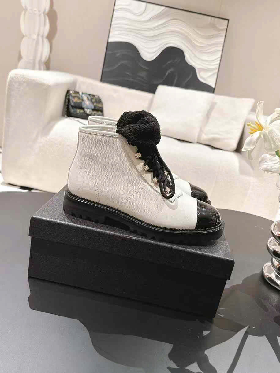 (1:1 replica) Chanel TPU Oxfords Shoes