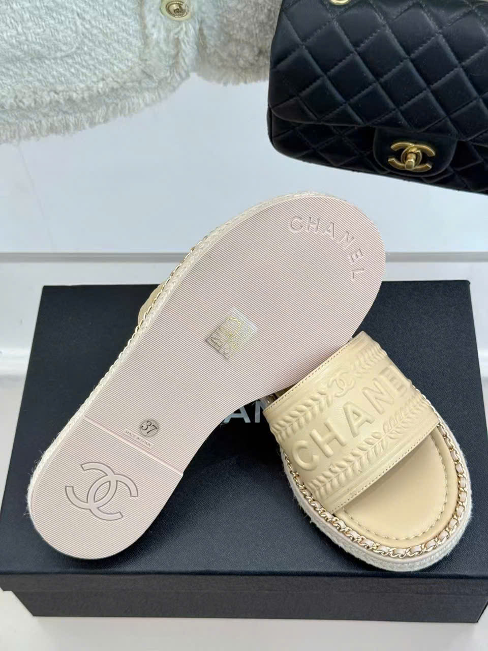 (1:1 replica) Chanel Women s Slides New Arrival 2025