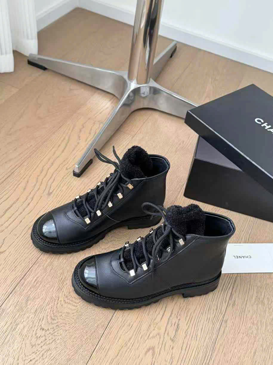 (1:1 replica) Chanel Oxfords Shoes New Arrivals