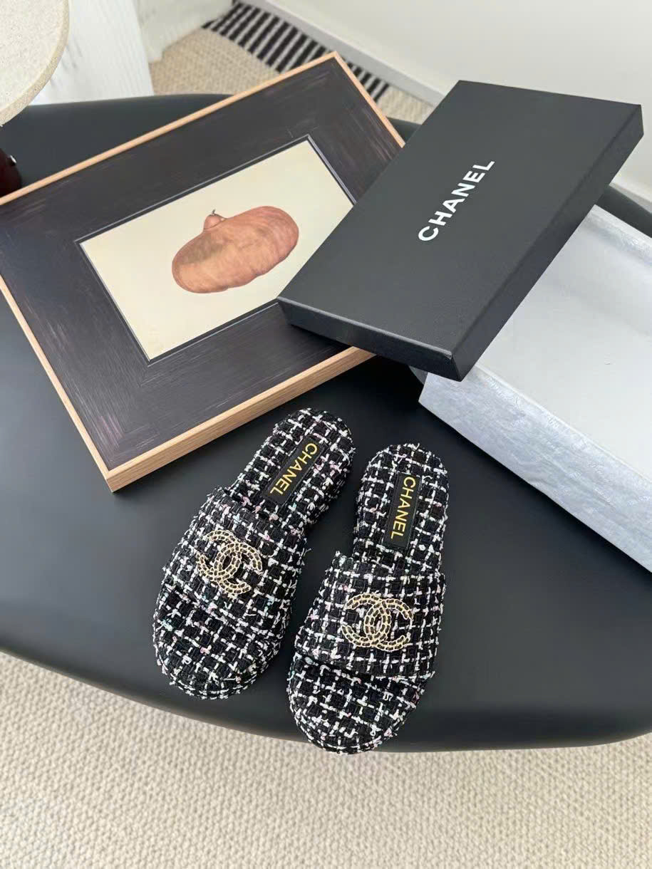 (1:1 replica) Chanel C Logo Women s Sandal