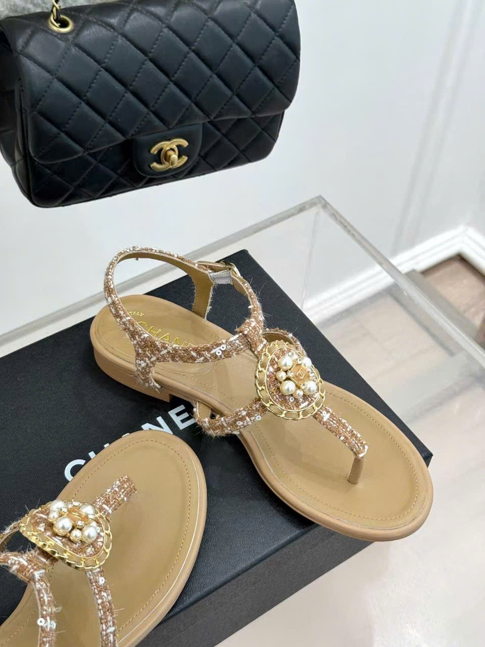 (1:1 replica) Chanel Fip Flops Women s Sandals