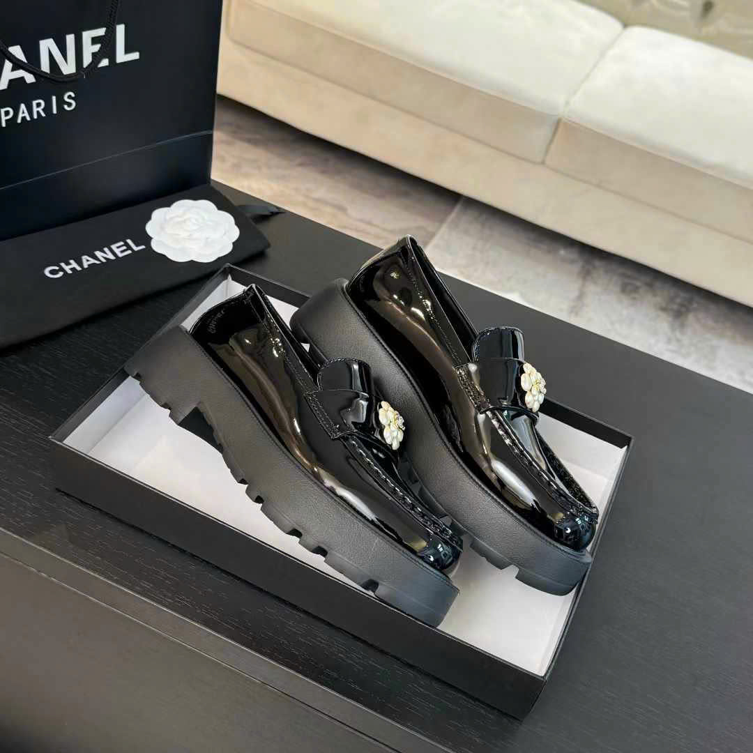 (1:1 replica) Chanel Loafers Shoes