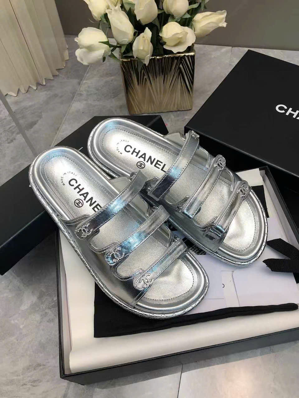 (1:1 replica) Chanel Leather Women s Sandal