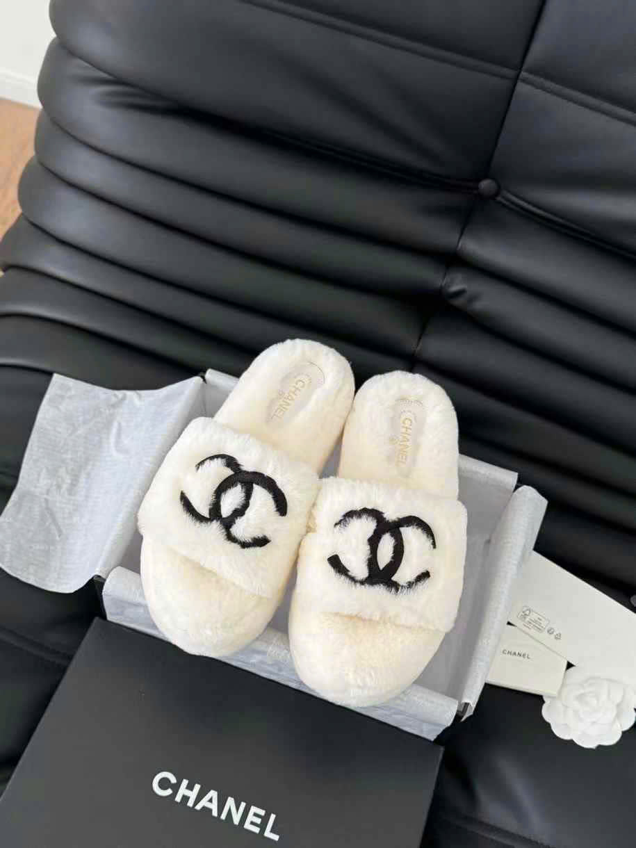 (1:1 replica) Chanel Rubber Sole Fur Slippers
