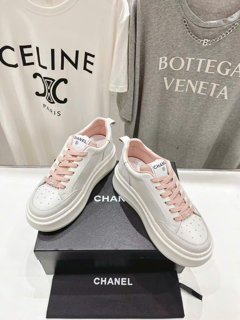 (1:1 replica) Chanel C Logo Sneakers Women s Shoes